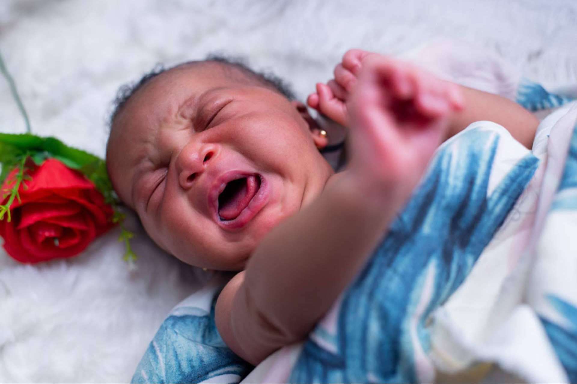 Baby Shhh! explica cómo deben actuar los padres y madres cuando su bebé llora mucho