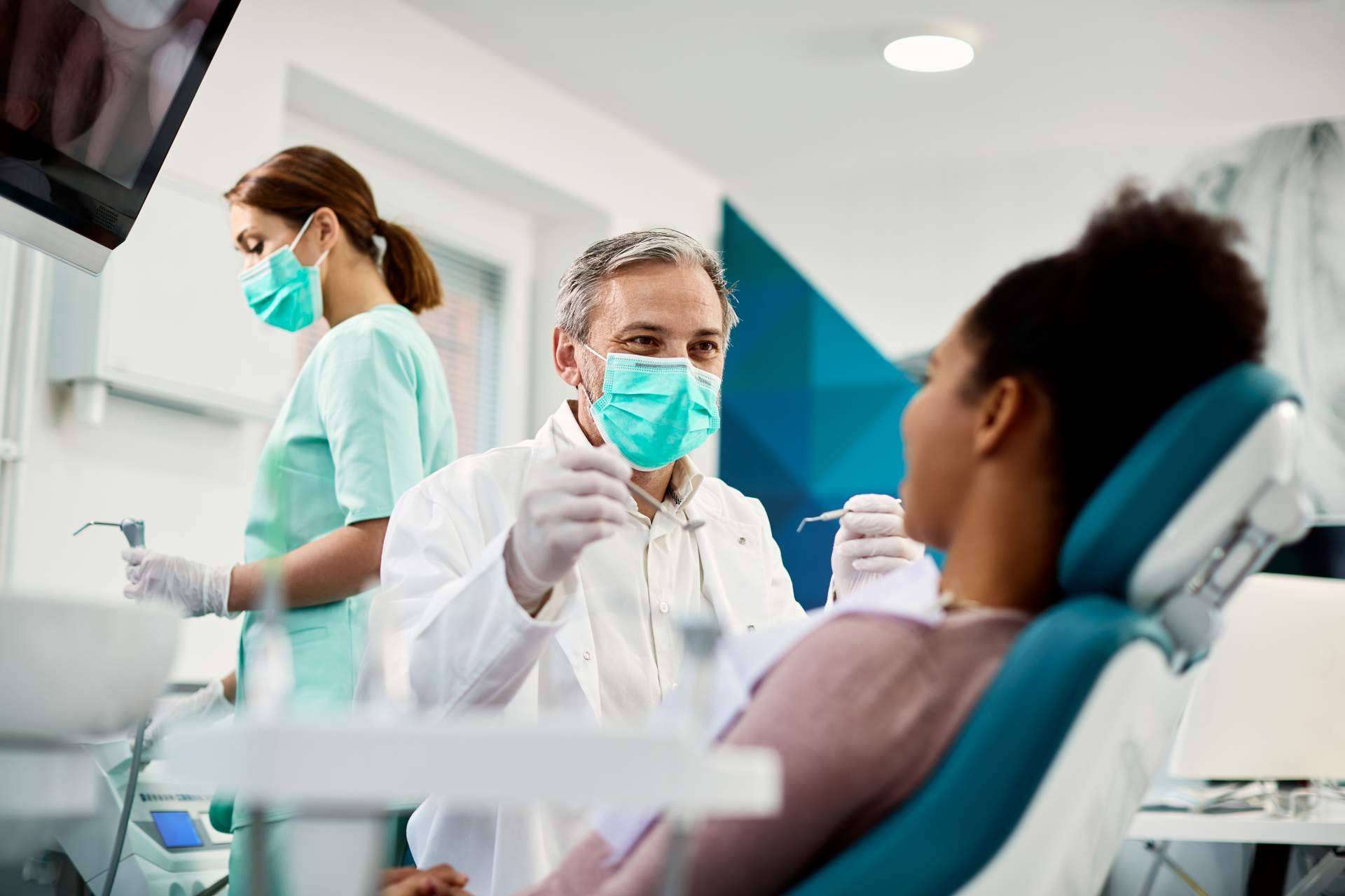 El equipo de profesionales de odontología en Collblanc, Qualident, explica la importancia de mantener una boca sana