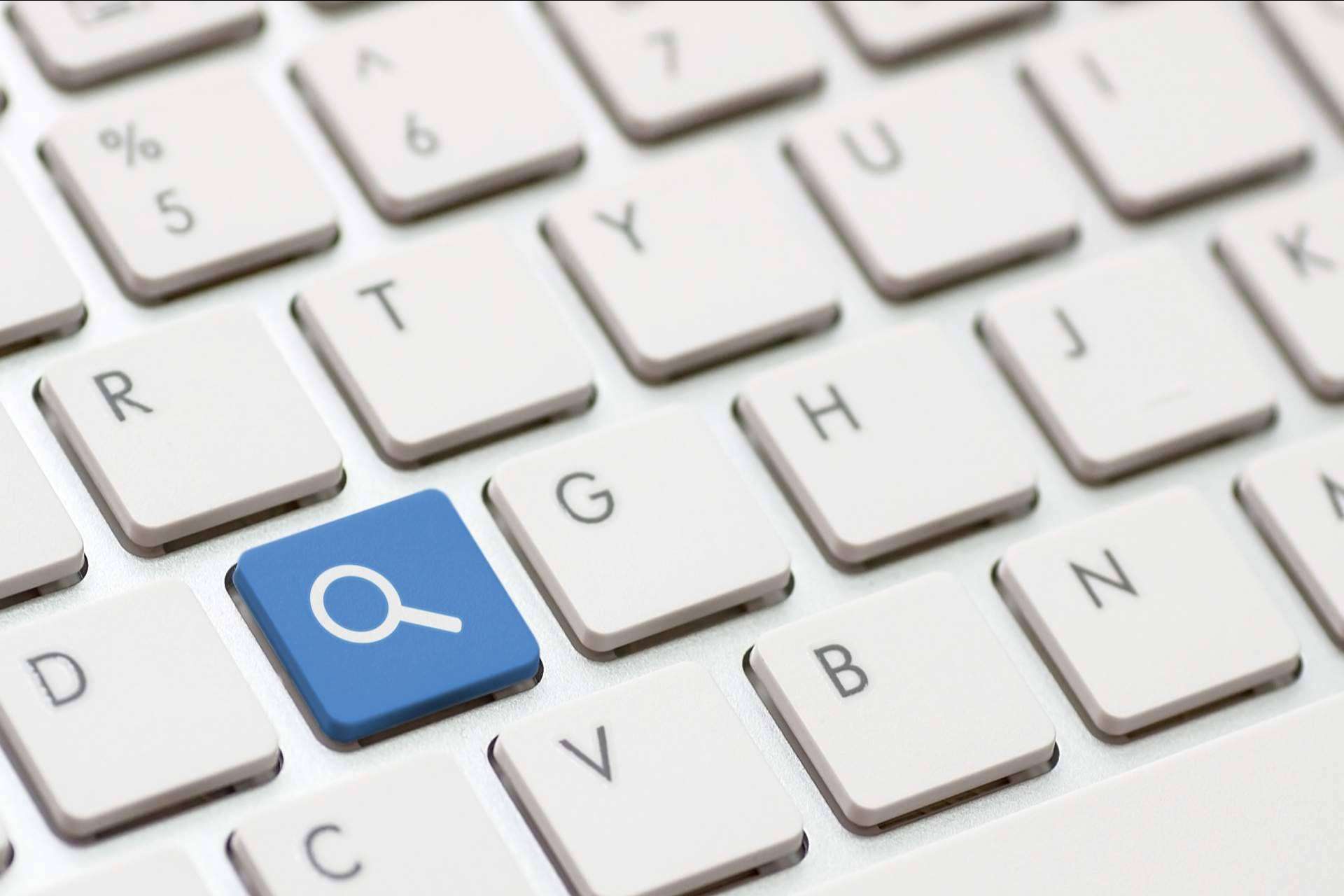 Cómo destacar en internet con el posicionamiento SEO y SEM de Gema Lázaro