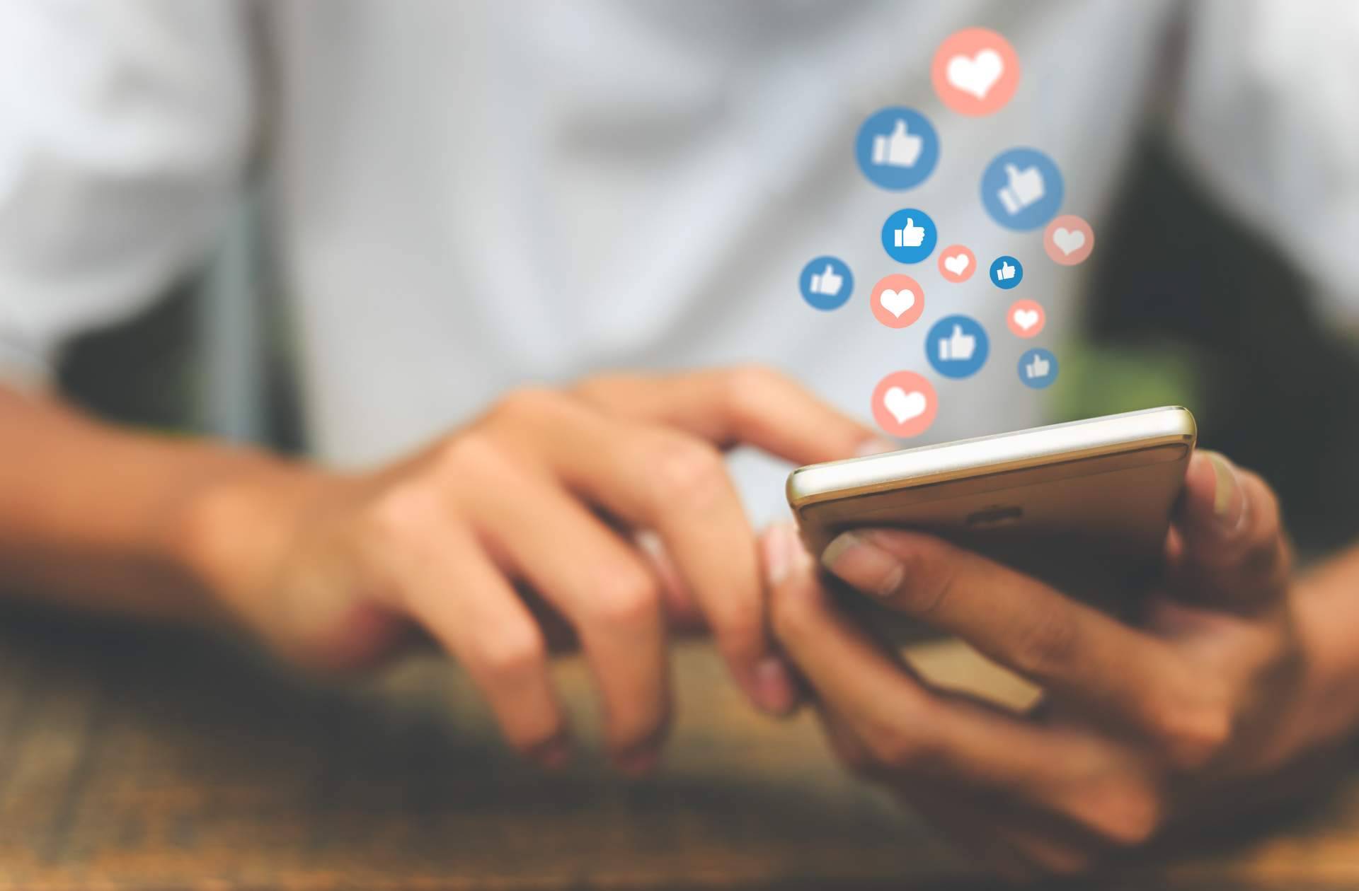 La importancia de tener presencia en social media para captar clientes, por RoCX Marketing