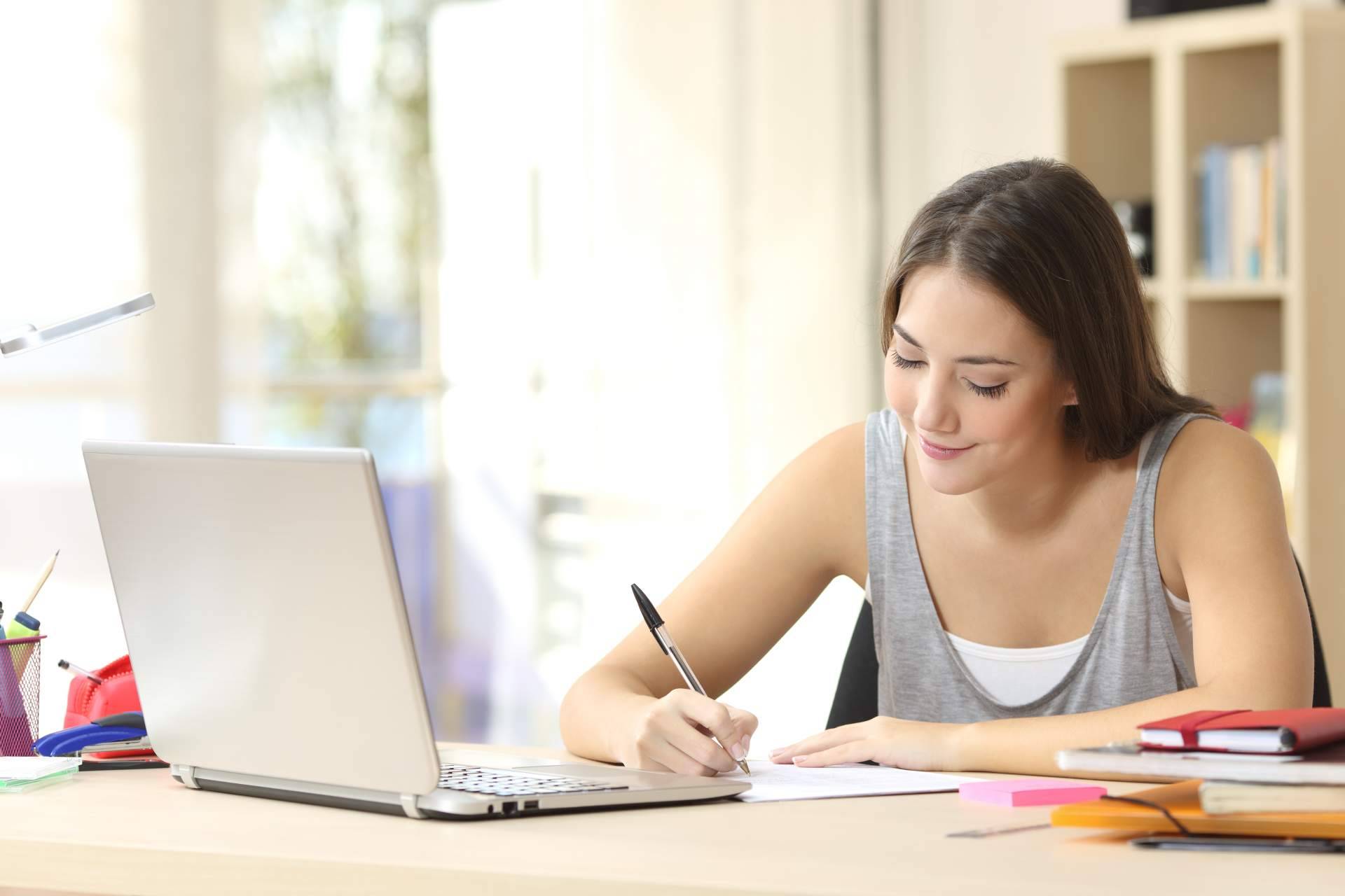 Obtener un informe Turnitin antiplagio para un proyecto universitario con Hacer TFG