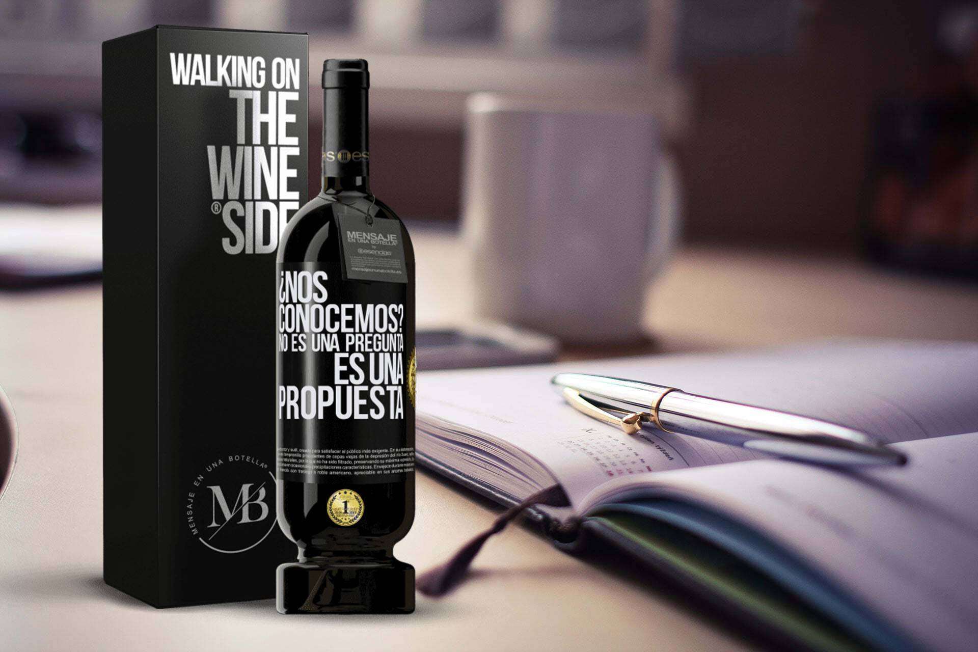 Regalar vino de Mensaje en una Botella se presenta como una expresión única y personal