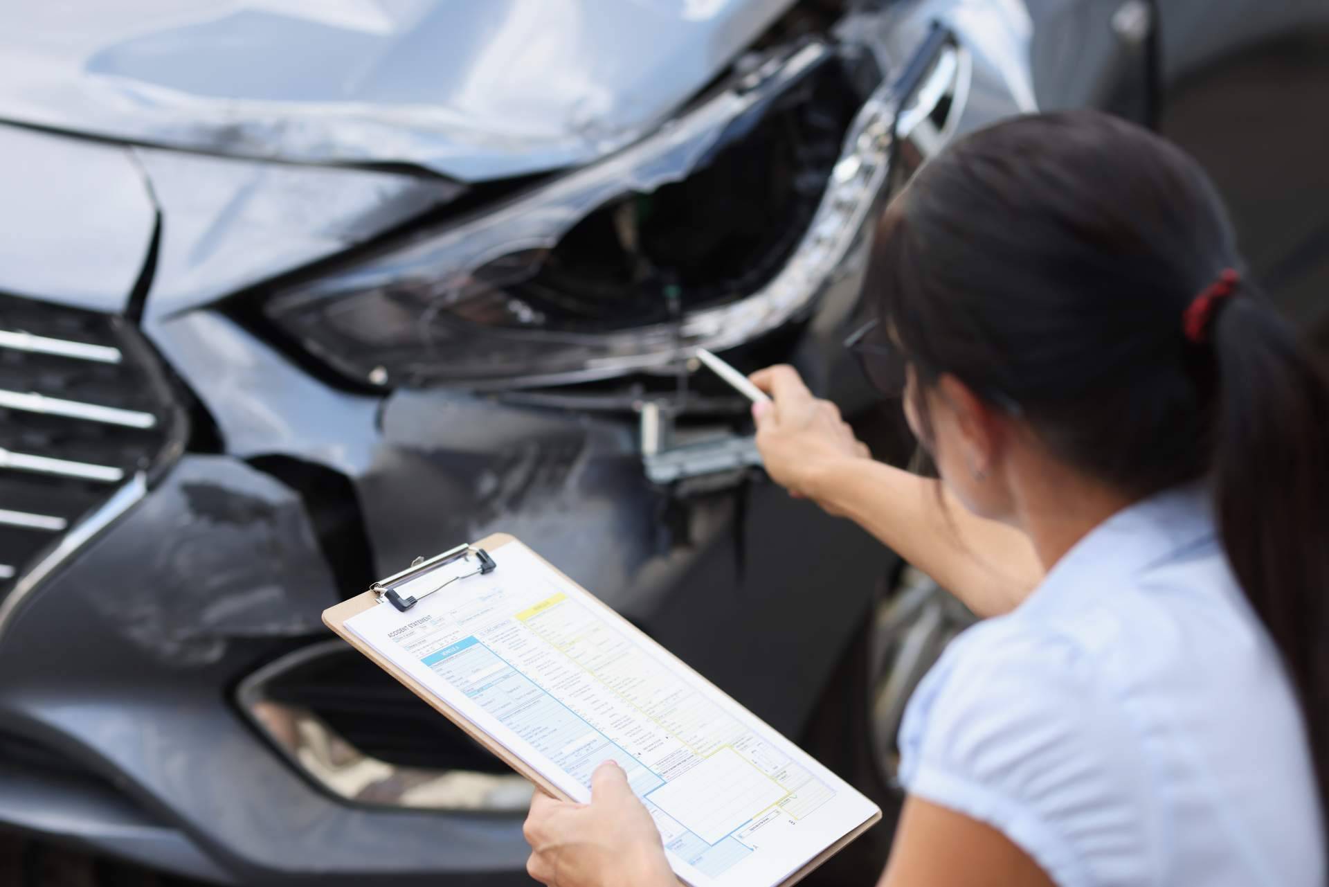 Los servicios de Gómez Maestre Advocats de asesoramiento para reclamar indemnizaciones a causa de un accidente provocado por terceros