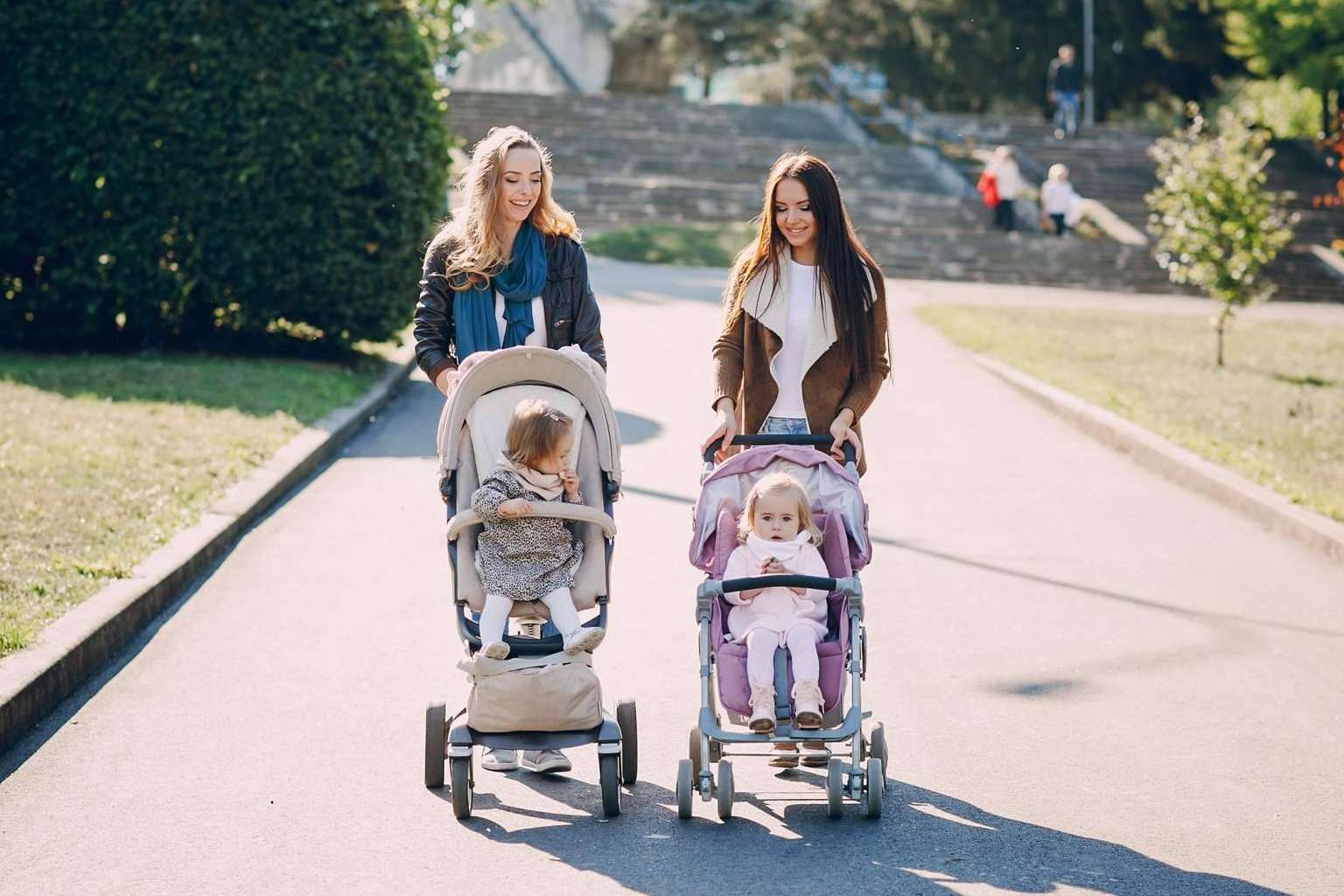 La guía que destaca los mejores carritos de bebés del mercado en Comprar Mi Carrito