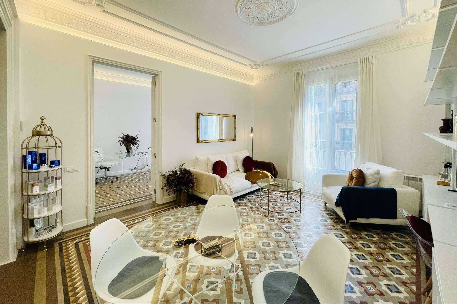 Nueva clínica de medicina estética en Barcelona, Elegansse