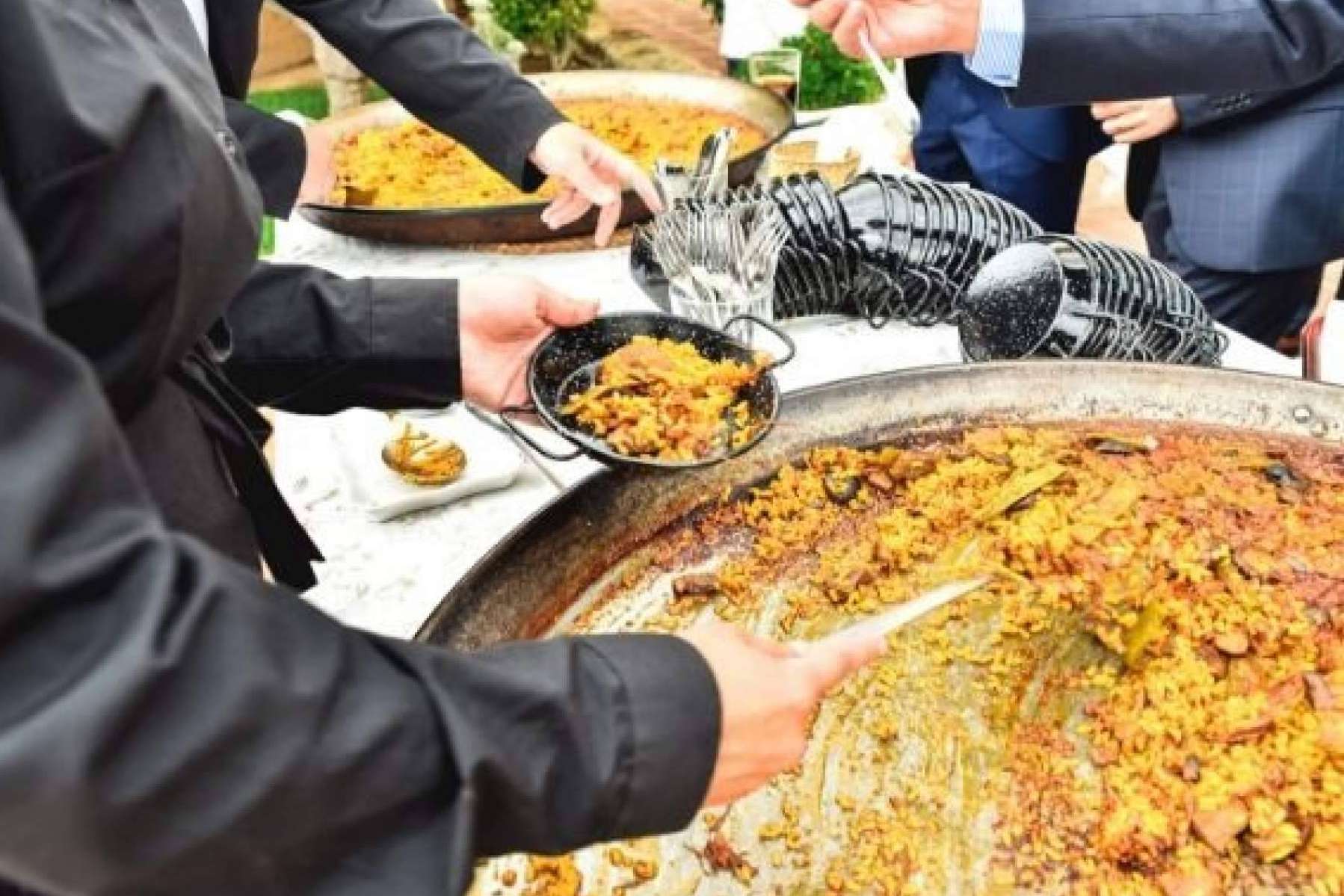 Franquicias de comida especializada en arroces y paellas Tu Paella En Casa, alta rentabilidad