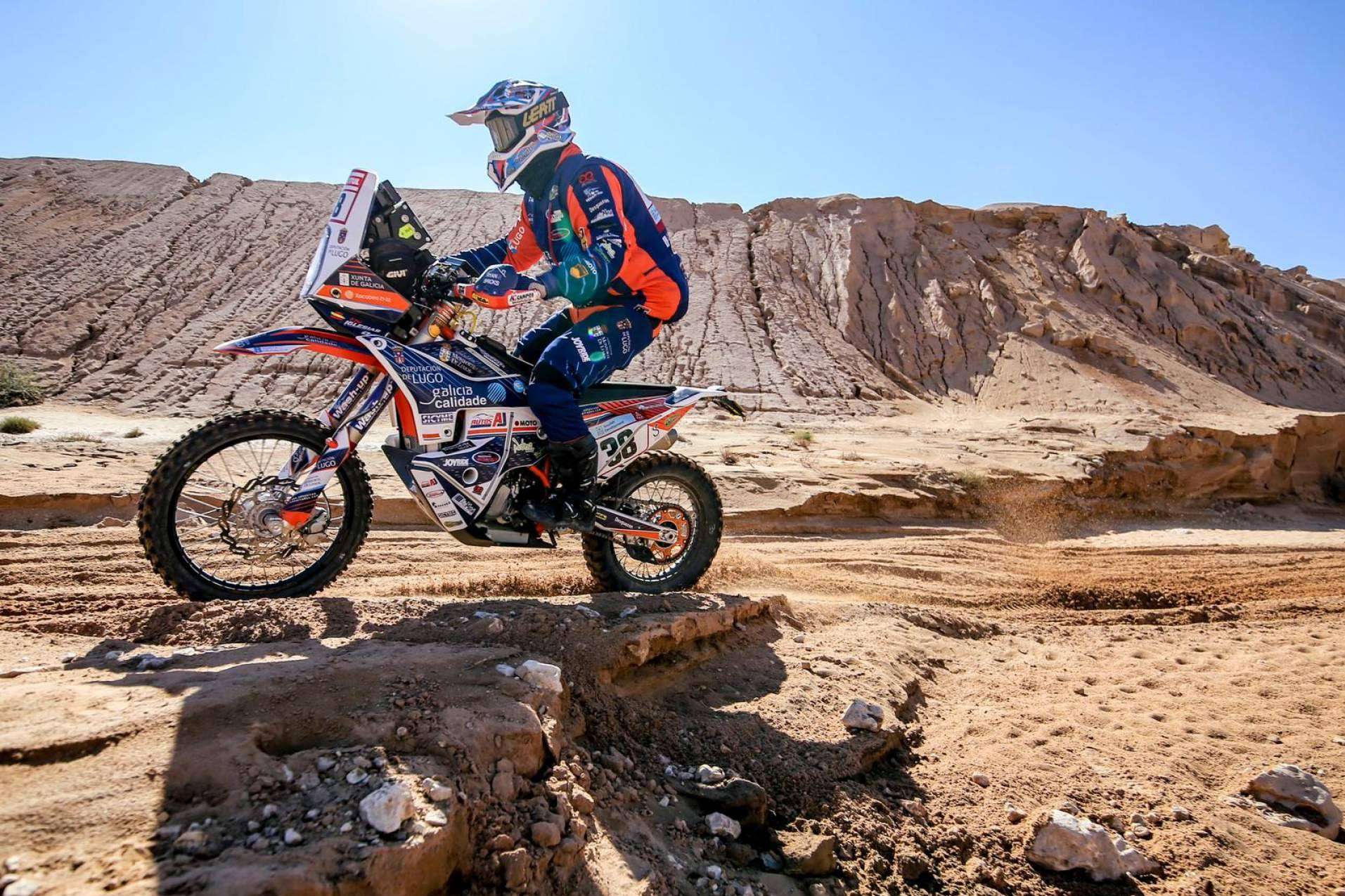 Ropa off road en el Rally Dakar personalizada, de la mano de ADHESIVOSEMBARRADOS