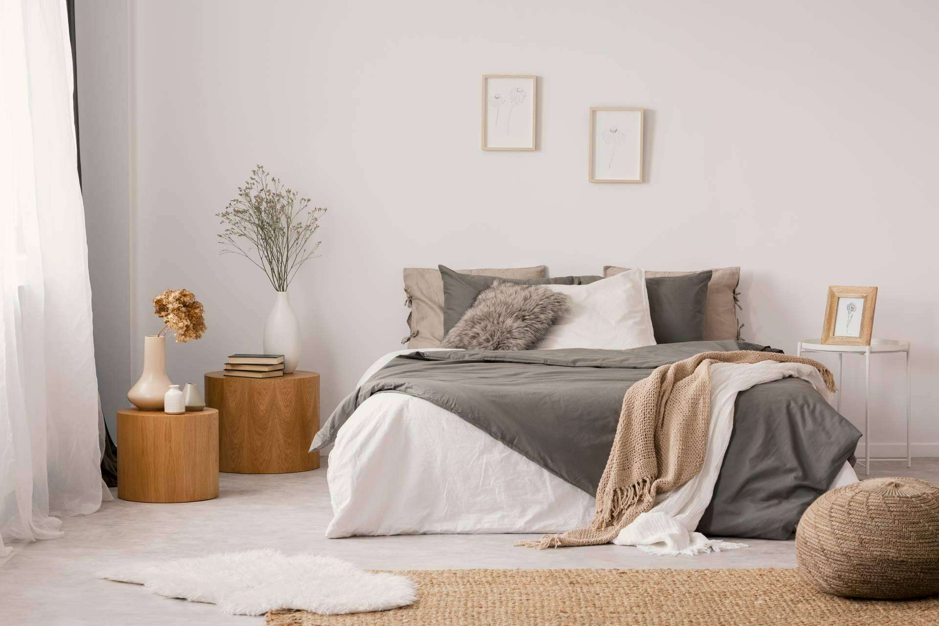¿Canapé, cama abatible o dormitorio puente? Las opciones de una tienda de muebles en Les Franqueses para aprovechar el espacio