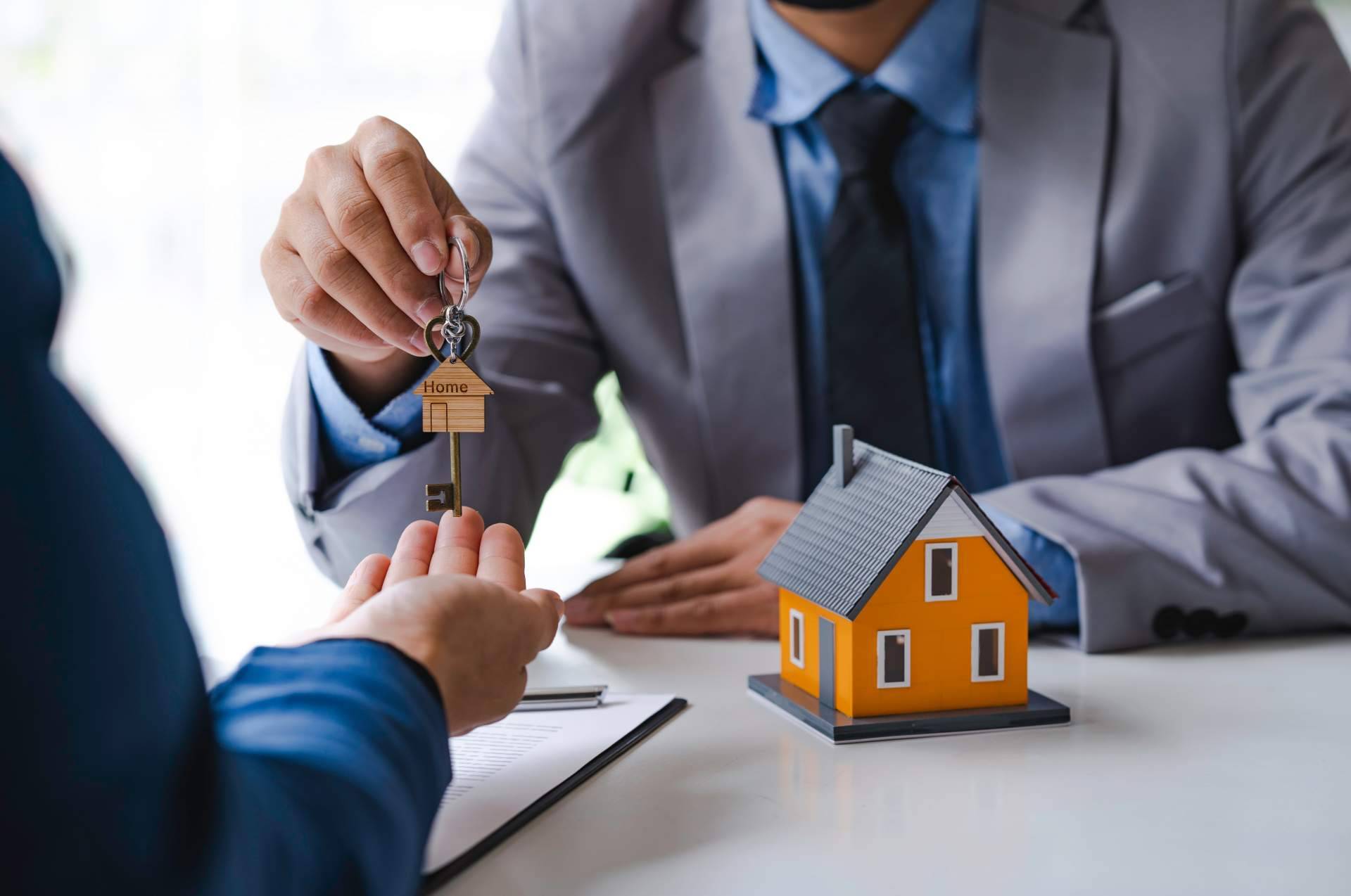Cuál es el precio para vender una vivienda en Málaga y Rincón de la Victoria