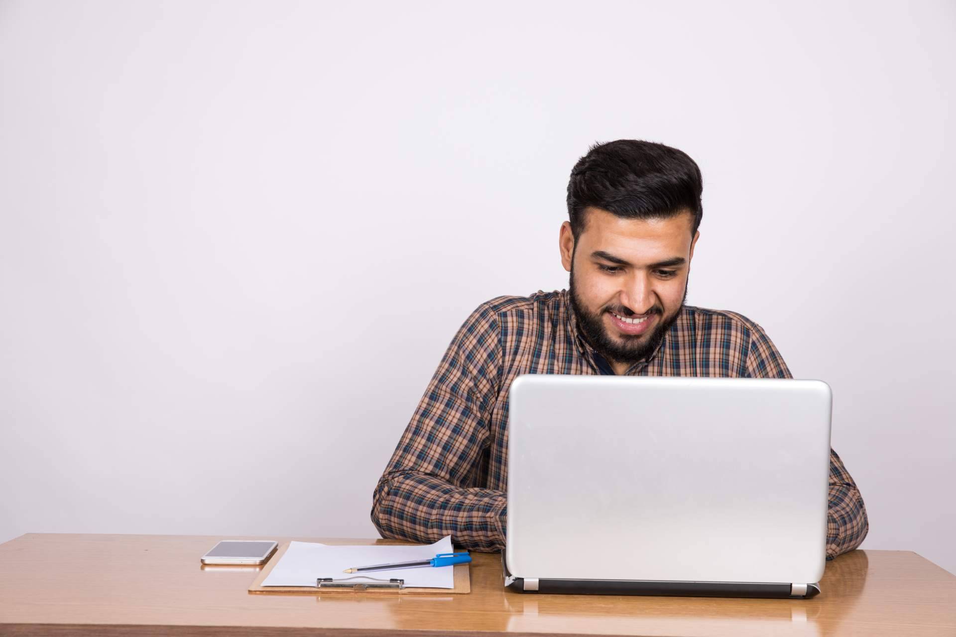 Las clases de inglés online y los materiales digitales de Learn Hot English significan una combinación perfecta para el éxito en el aprendizaje de inglés en empresa