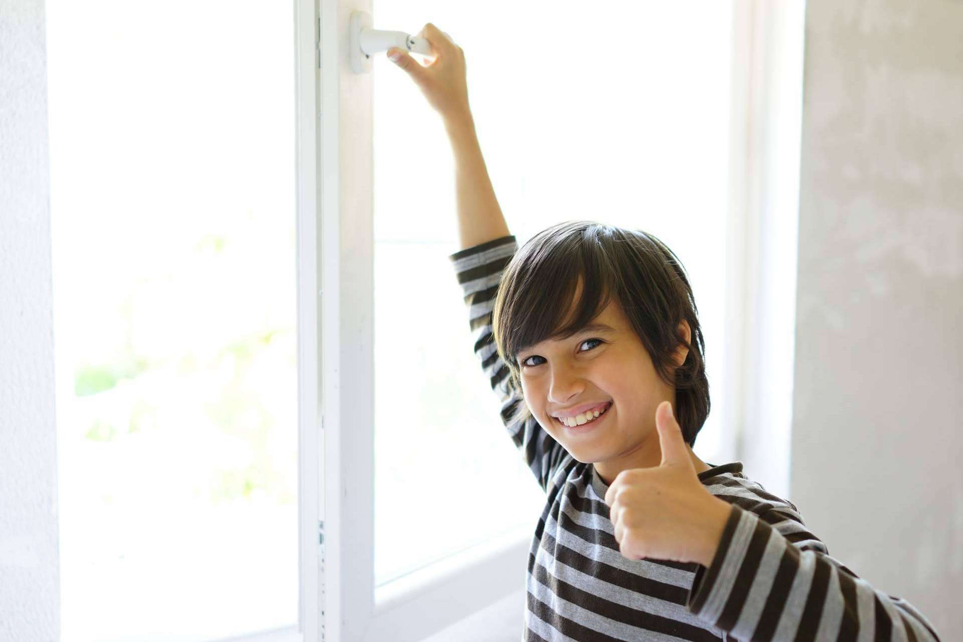 La nueva generación de ventanas eficientes, KLIMA-PUR abre su primer showroom en Barcelona