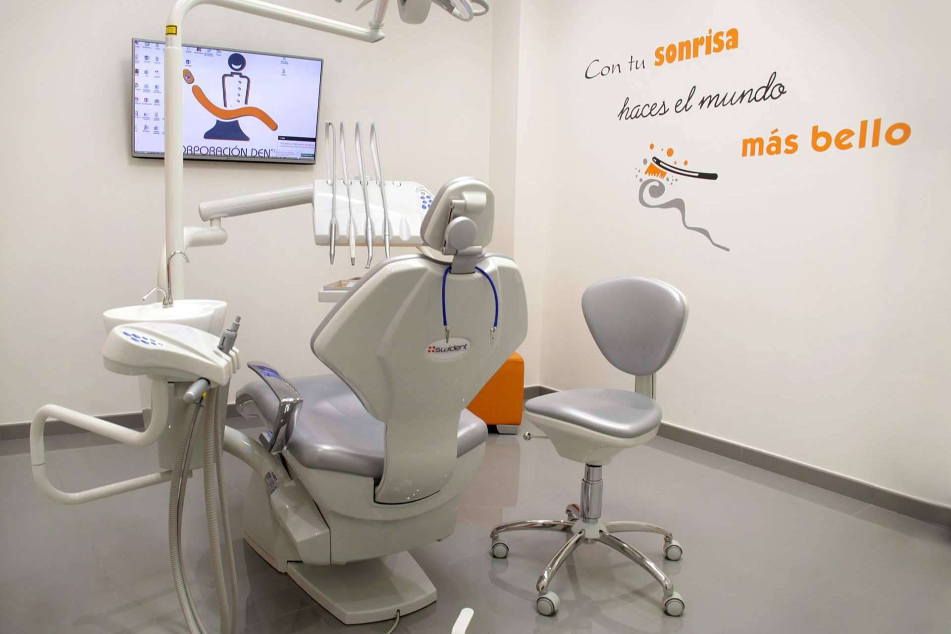 Corporación Dental, profesionales en implantes dentales en Córdoba