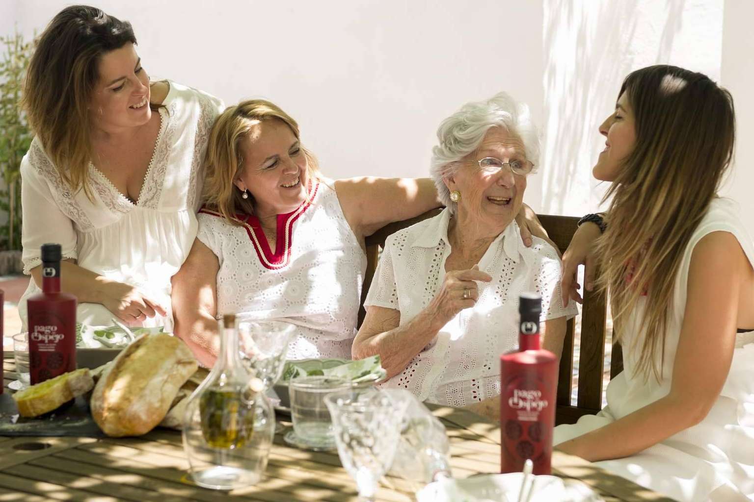 Las cualidades de Pago de Espejo, el aceite virgen extra gourmet con esencia de mujer