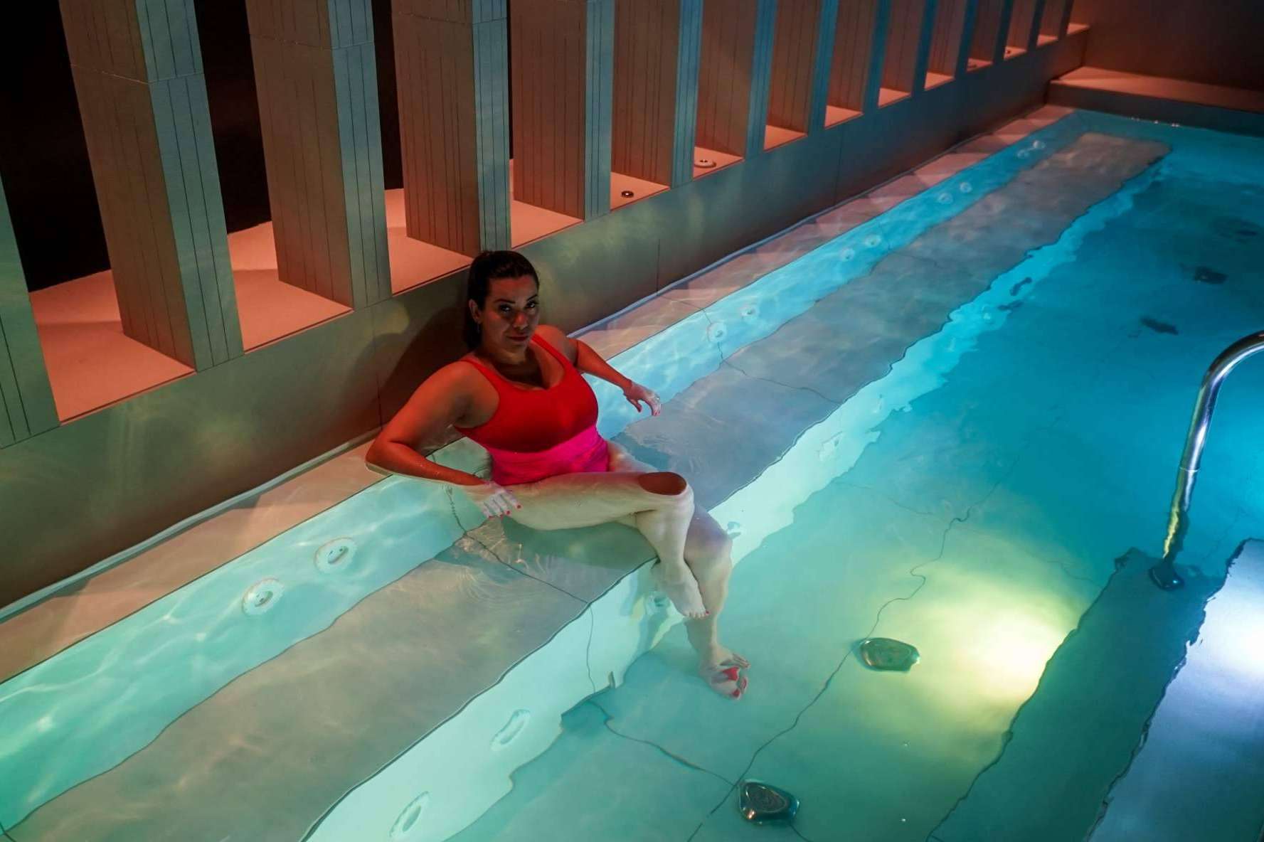 Conocer el Kozmo Luxury Hotel & Spa Budapest desde el punto de vista de la influencer Keilley Lee Marques