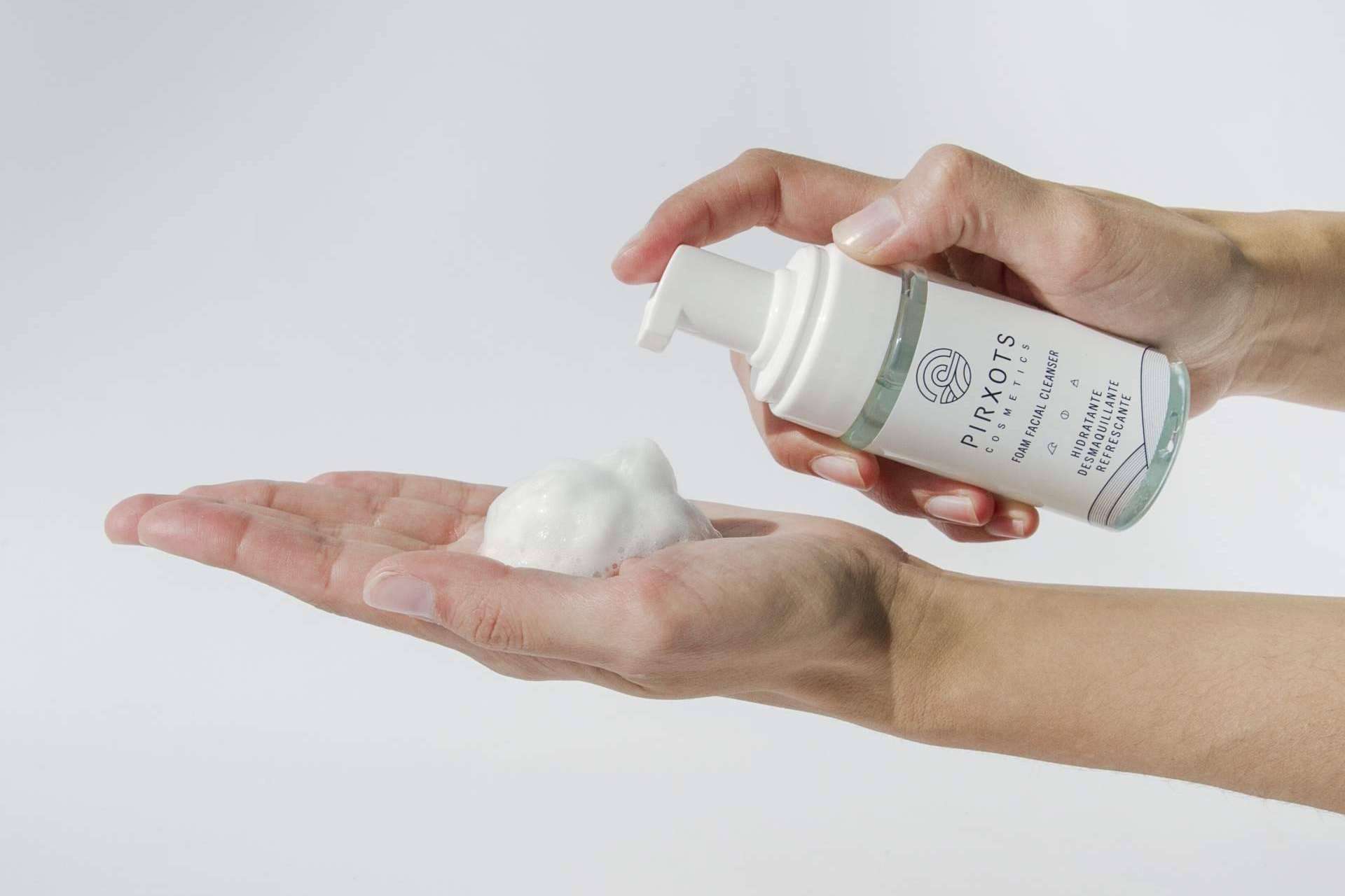 Seguir una rutina facial rejuvenece y mantiene saludable la piel, de la mano de la firma Pirxots Cosmetics