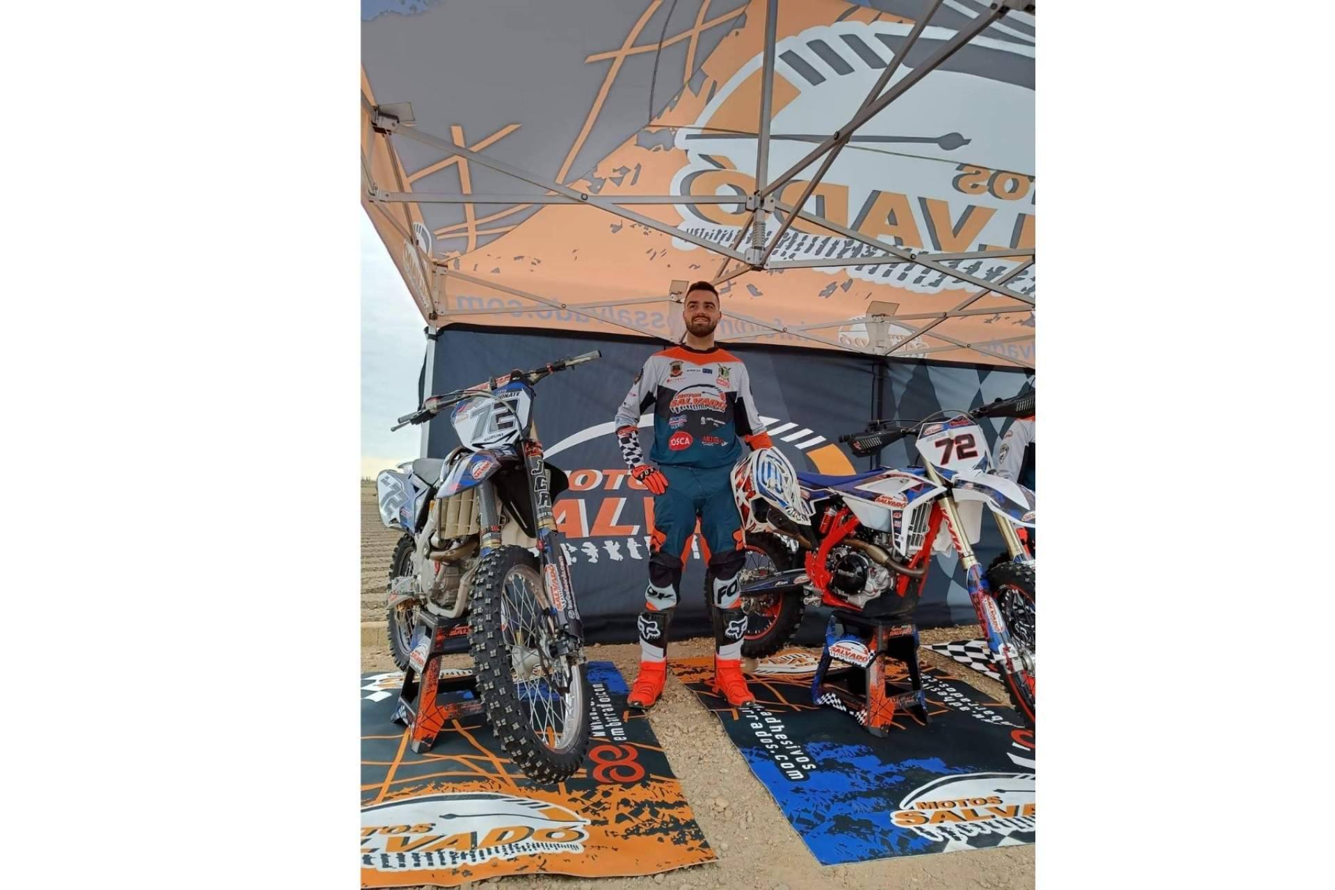 Las competiciones de enduro y motocross con ADHESIVOSEMBARRADOS