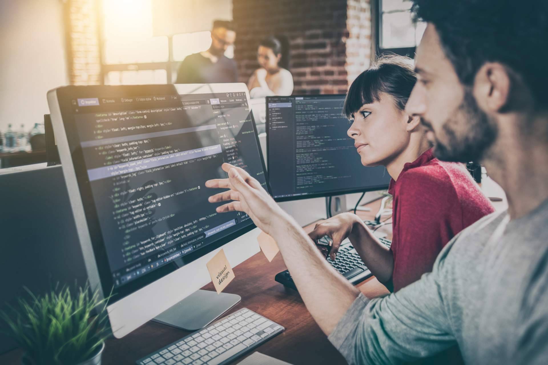 Destaca, expertos en gestionar el mantenimiento web de negocios digitales
