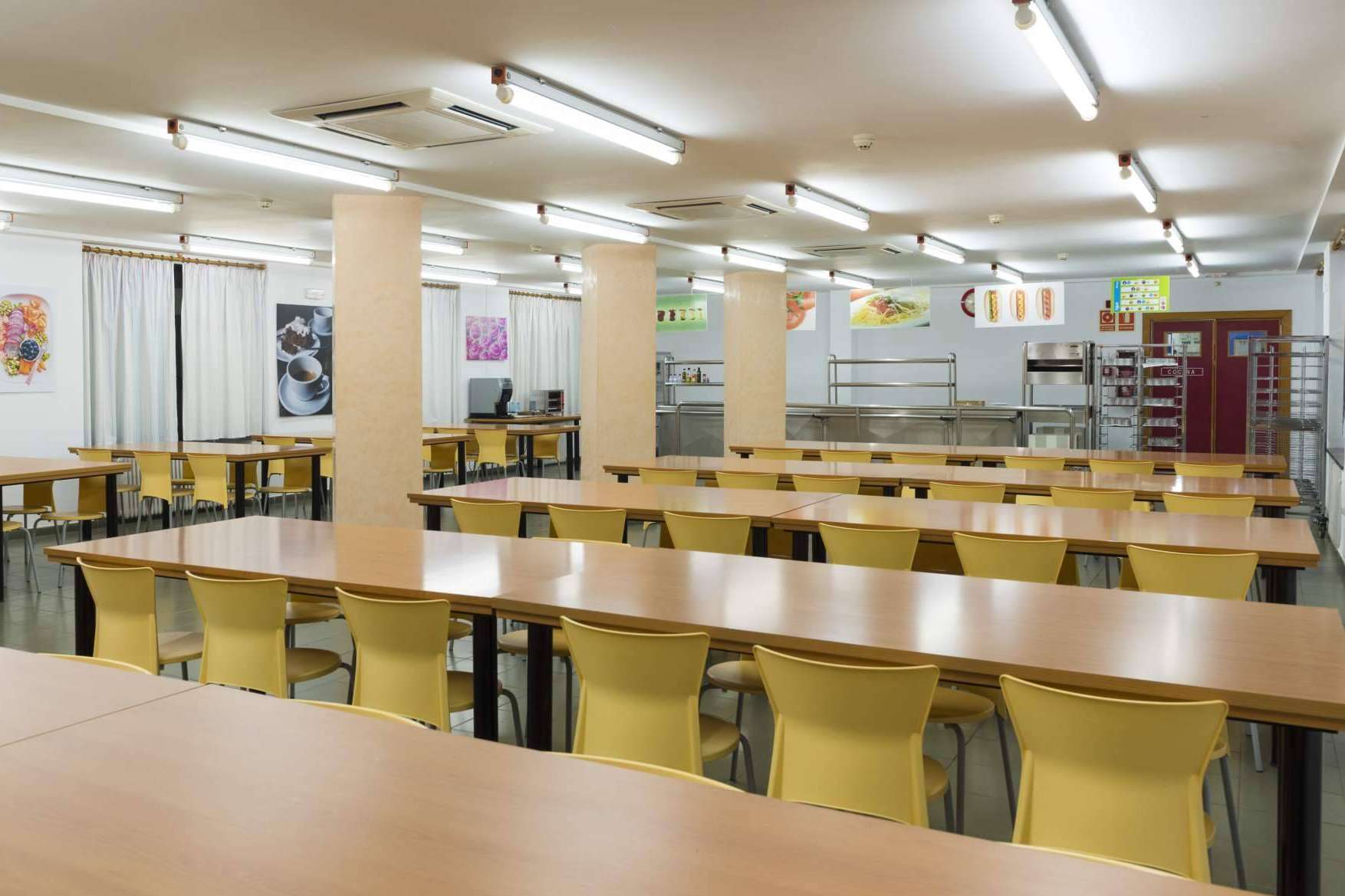 Colegio Mayor Ovidi Montllor indica cuáles son las principales características que debe tener una residencia para estudiantes