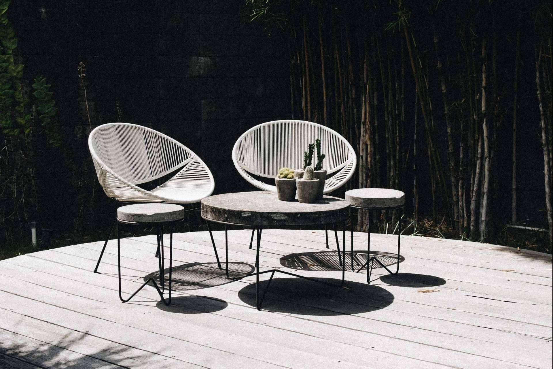 Buychester ofrece muebles de jardín para crear ambientes exteriores cómodos y modernos