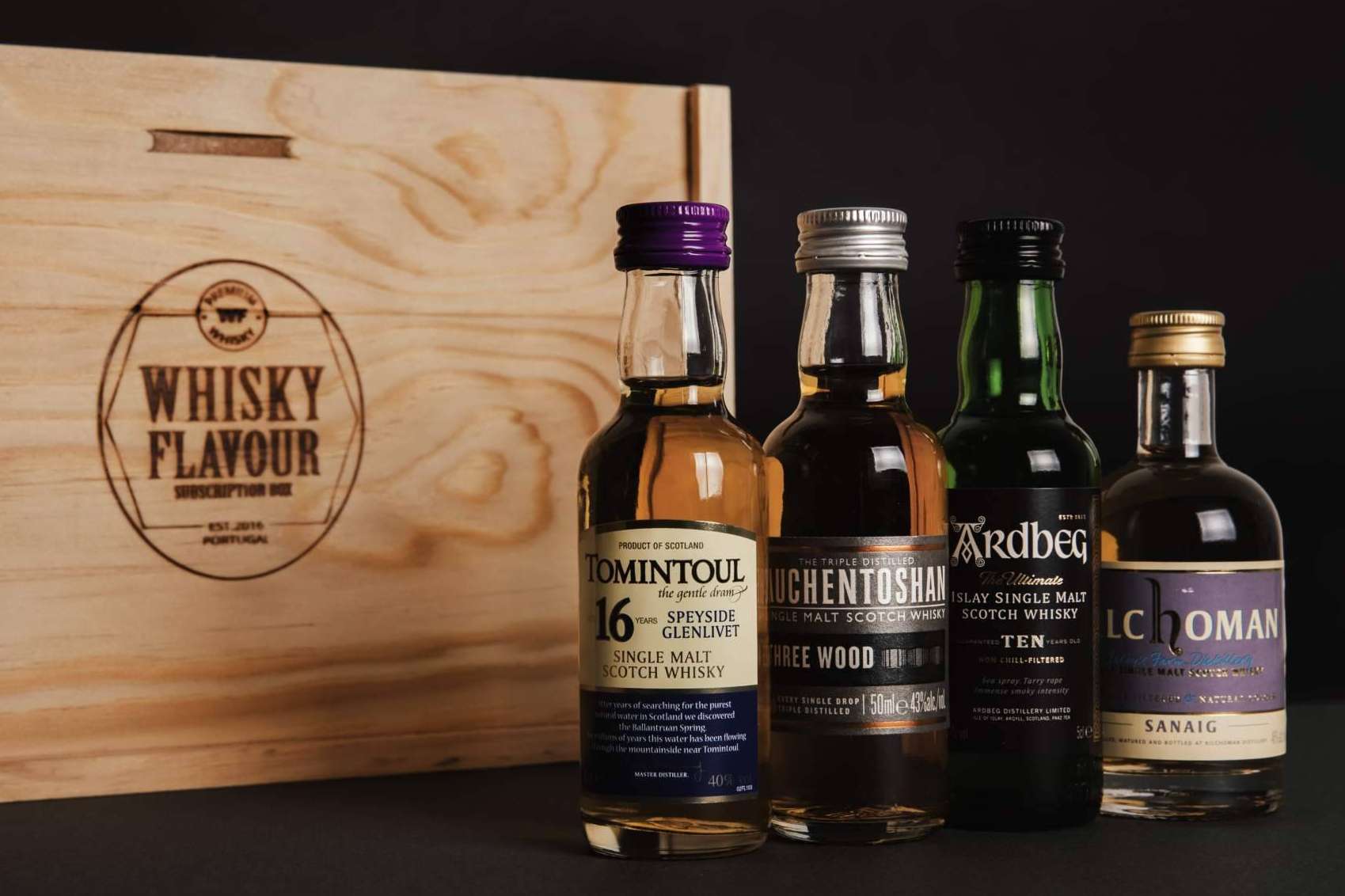 Según Whisky Flavour, ¿cuál es el mejor whisky y con qué se debe combinar?