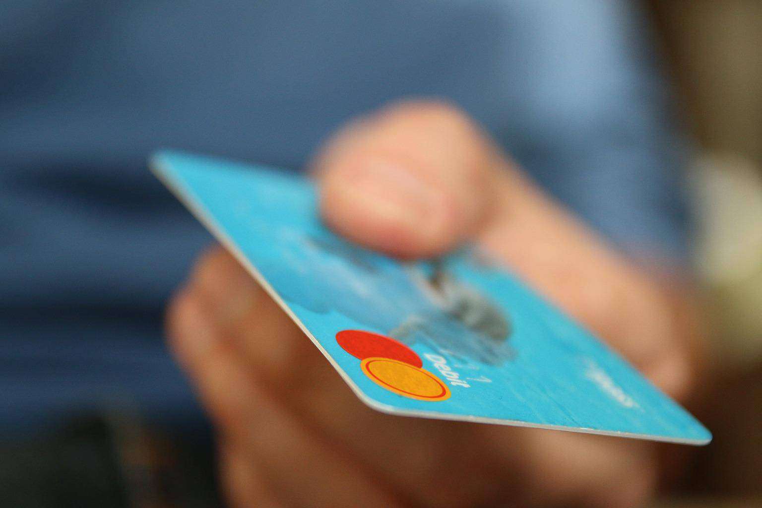 Un servicio encargado de cancelar y anular tarjeta robada con una sola llamada de la mano de TDC