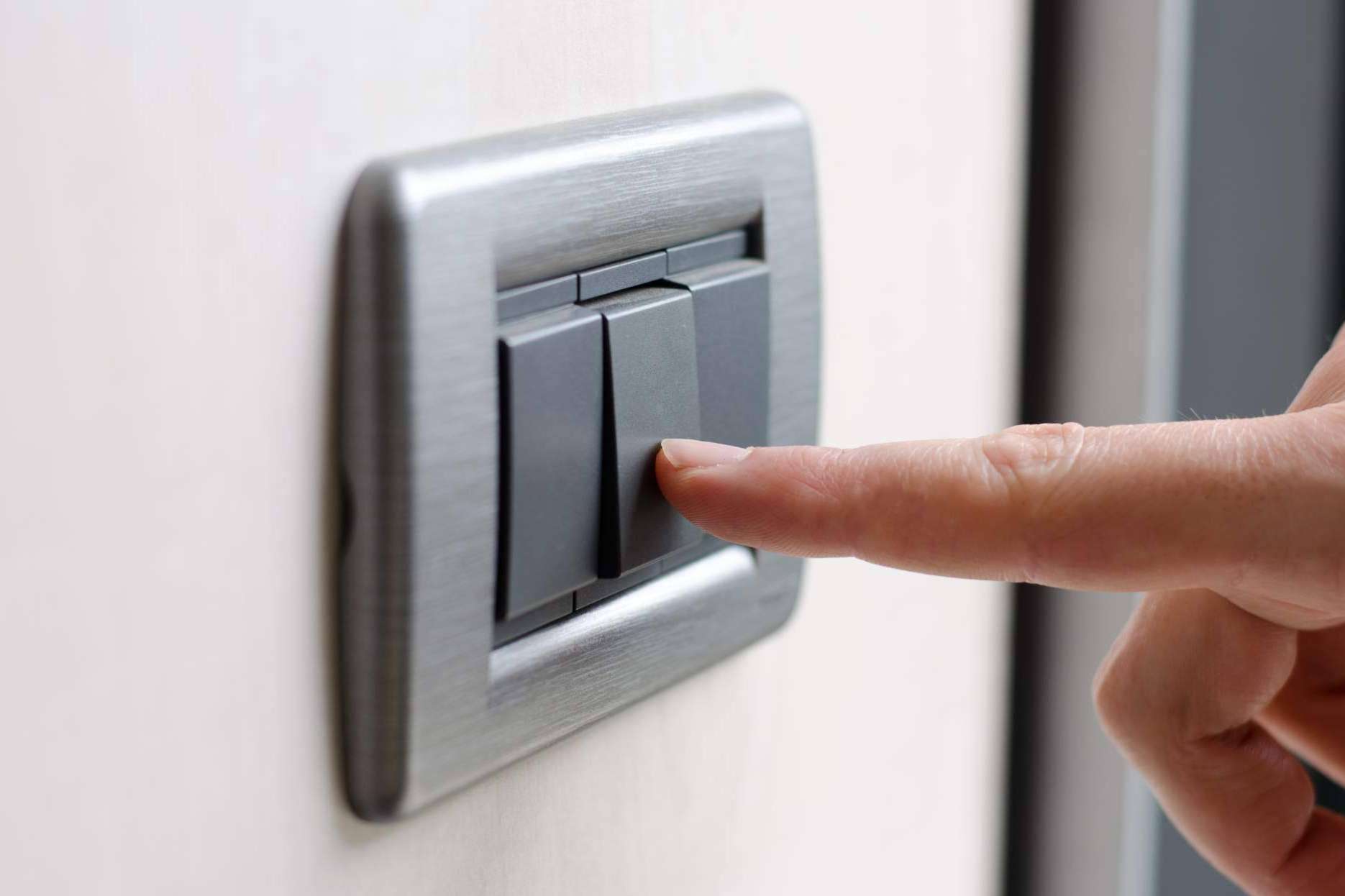 Material eléctrico para instaladores e interruptores Efapel en Grupo Distrelec Material Eléctrico