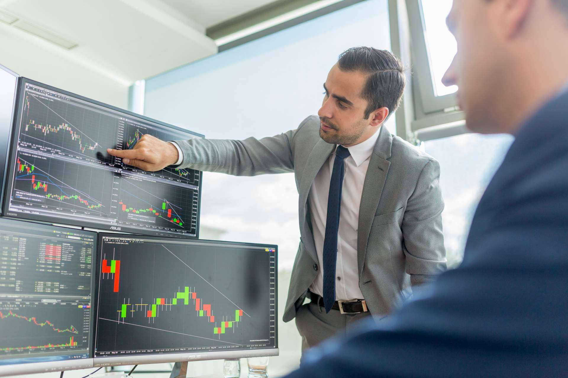 Área de Inversión enseña estrategias de trading 100 % comprobadas