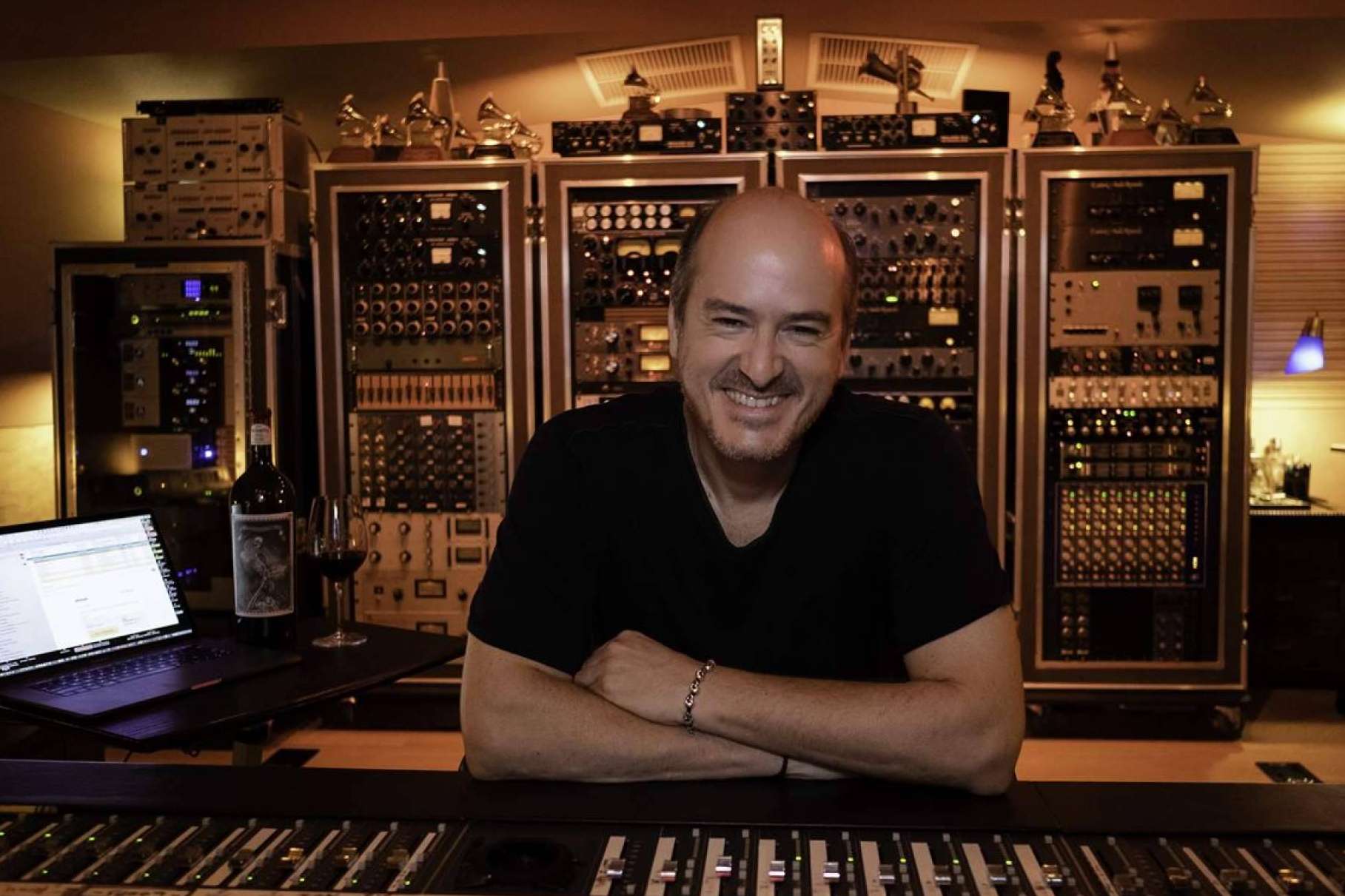 El ganador de 17 Grammys, Rafa Sardina, al alcance de todos a través de EUMES