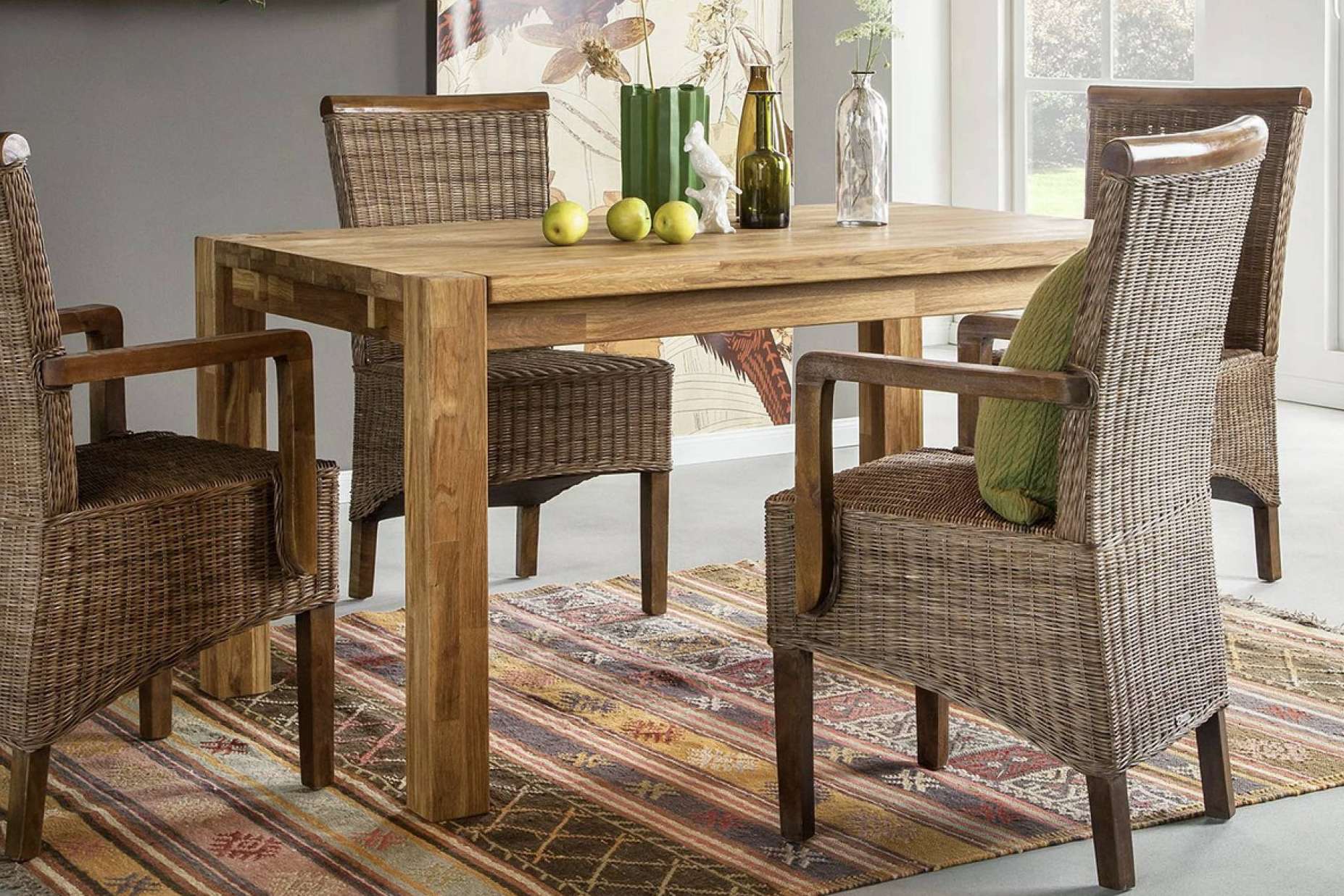 Los muebles de madera maciza para conseguir un estilo rústico en la decoración del hogar de Roble Store