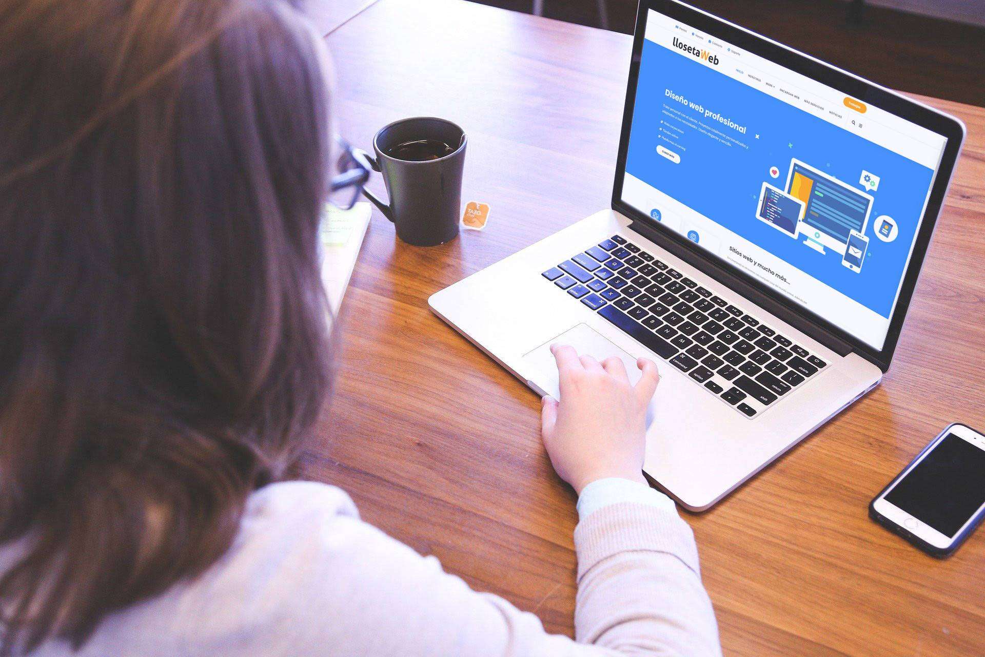 Crear espacios online personalizados para cualquier negocio, de la mano de Llosetaweb