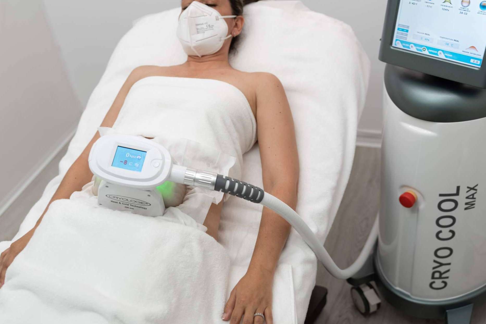 Reducir la grasa localizada con tratamientos combinados de criolipólisis y estimulación electromagnética