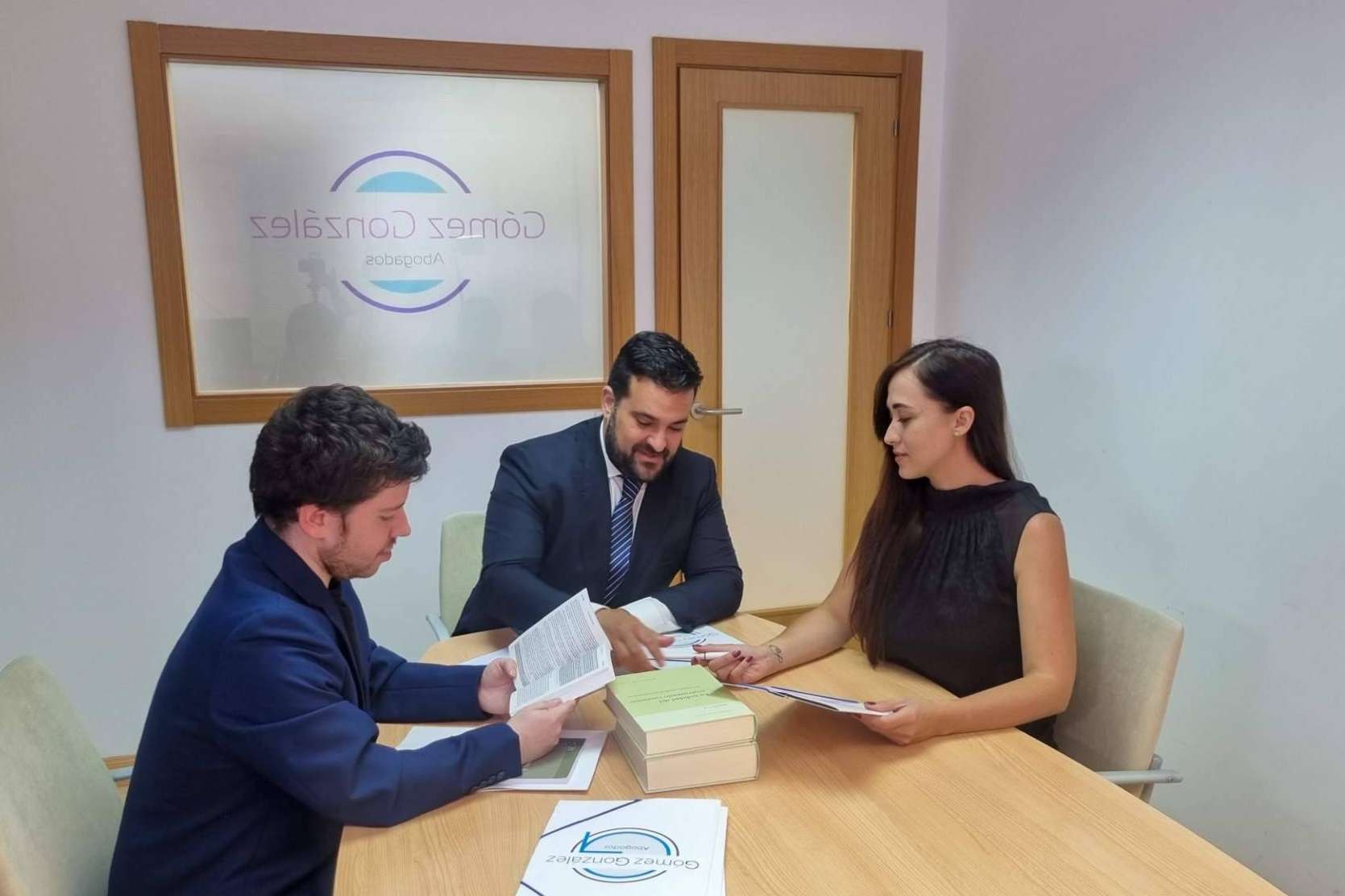¿Qué hacer si no pagan la renta del piso alquilado?, el desahucio express por DABOGADOS