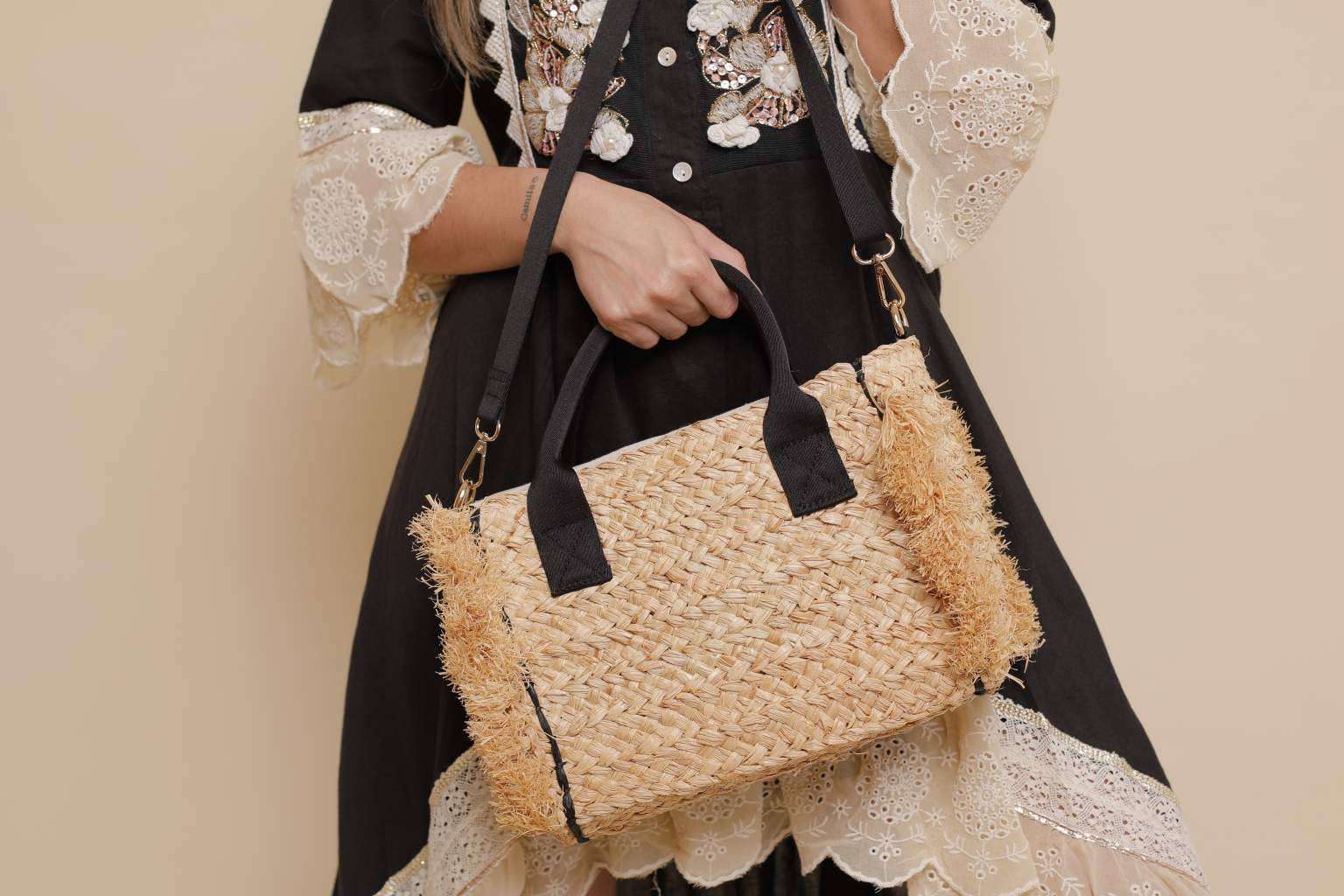 Todas las tendencias en bolsos de playa 2022 en los capazos de Grecca By Mia