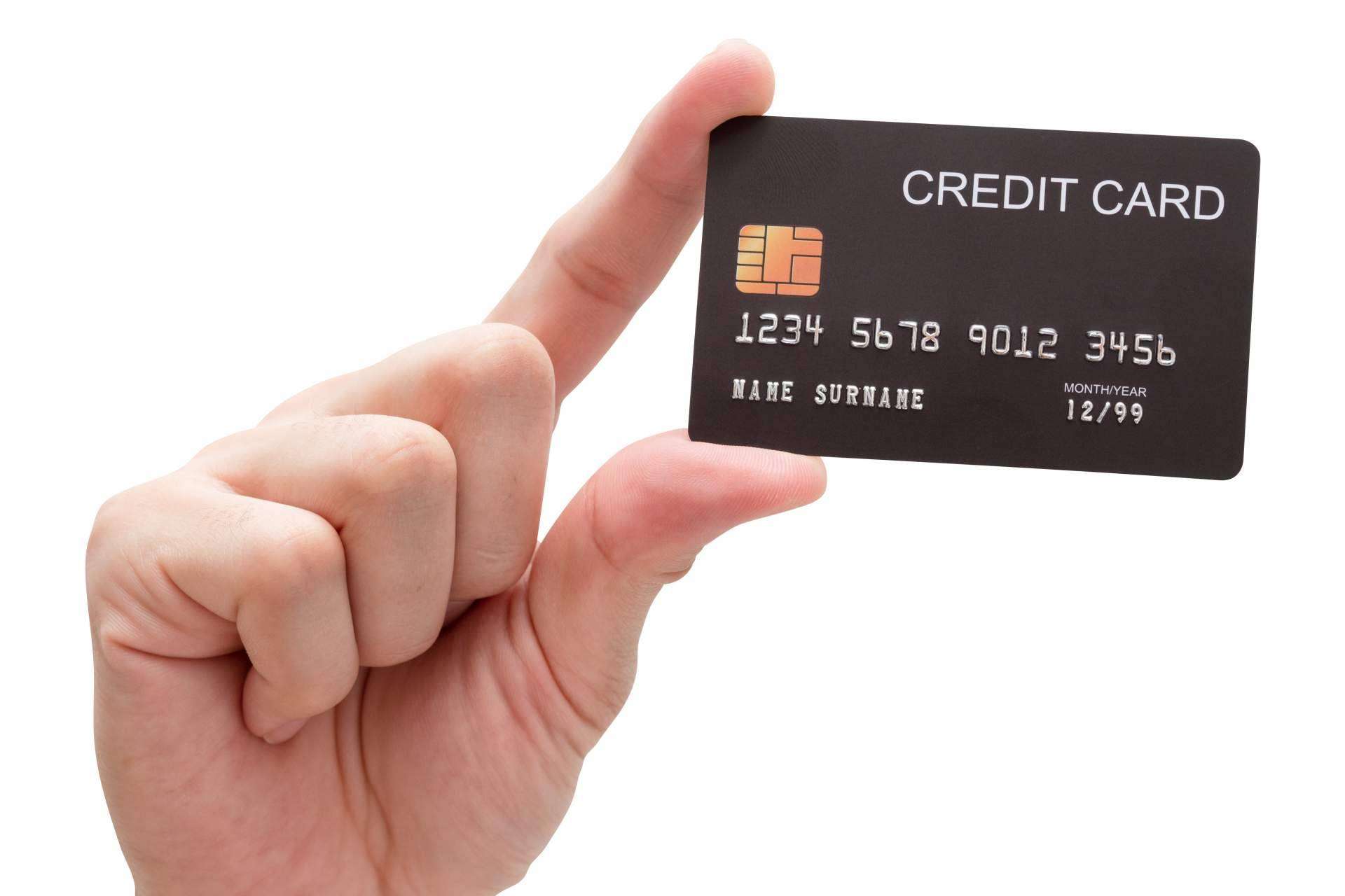 La defensa ante intereses ilegales en tarjetas de crédito y otros créditos que convierten la deuda de usuarios en interminable