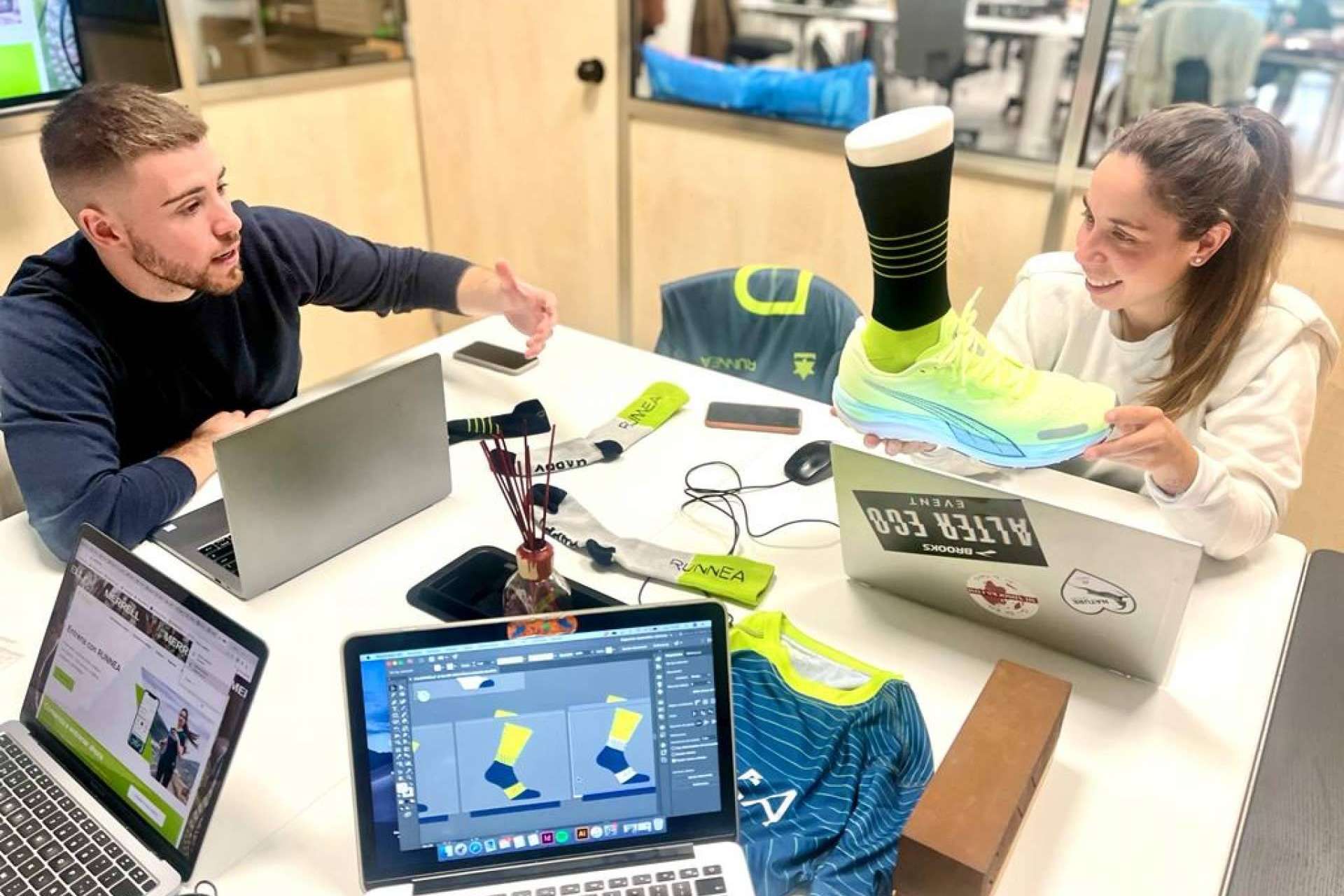 HappyTraining y Runnea crean los calcetines perfectos para runners con su nuevo acuerdo