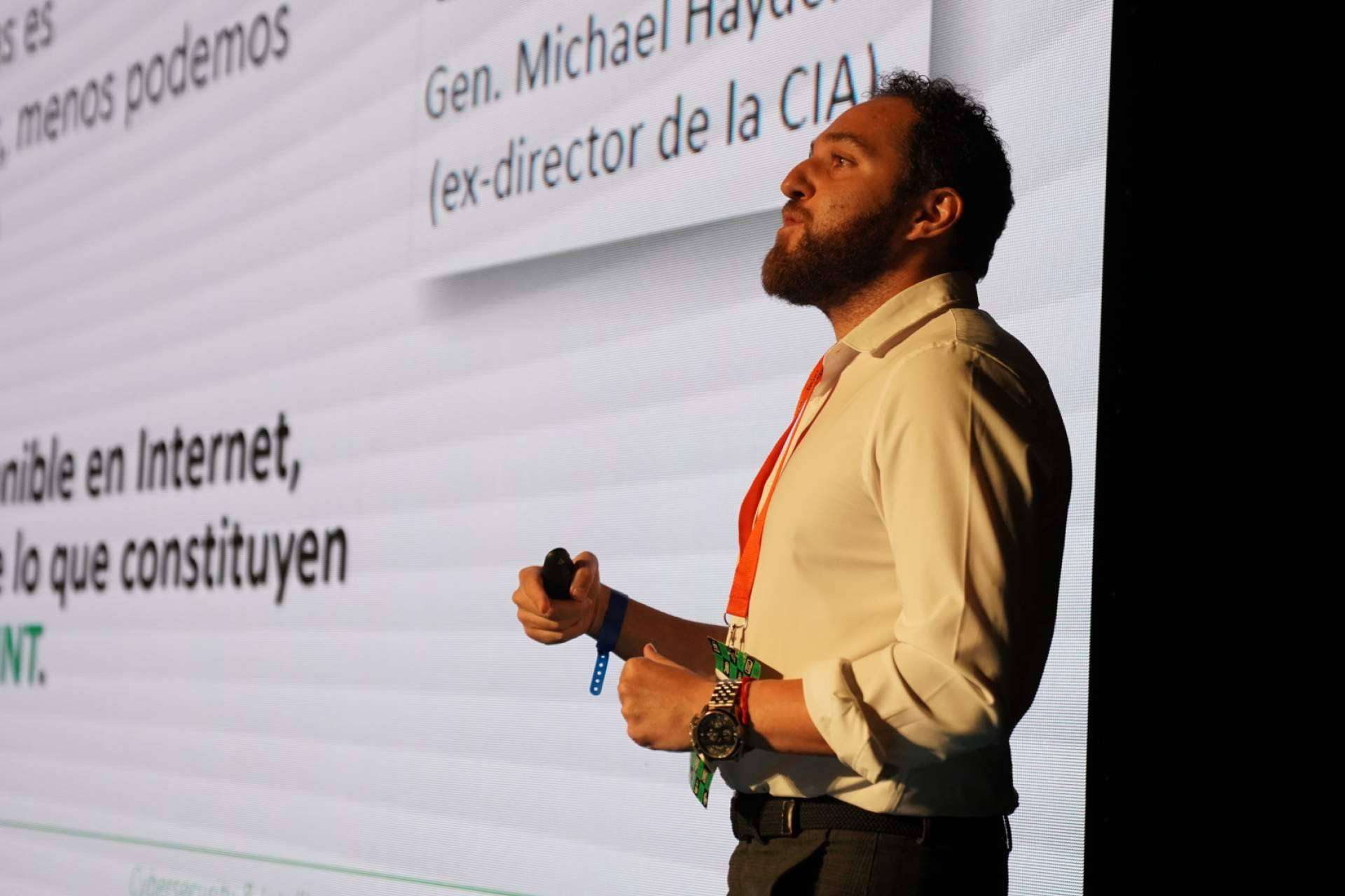 El experto Mikel Rufián proporciona sistemas de ciberseguridad y contrainteligencia en casos de espionaje cibernético