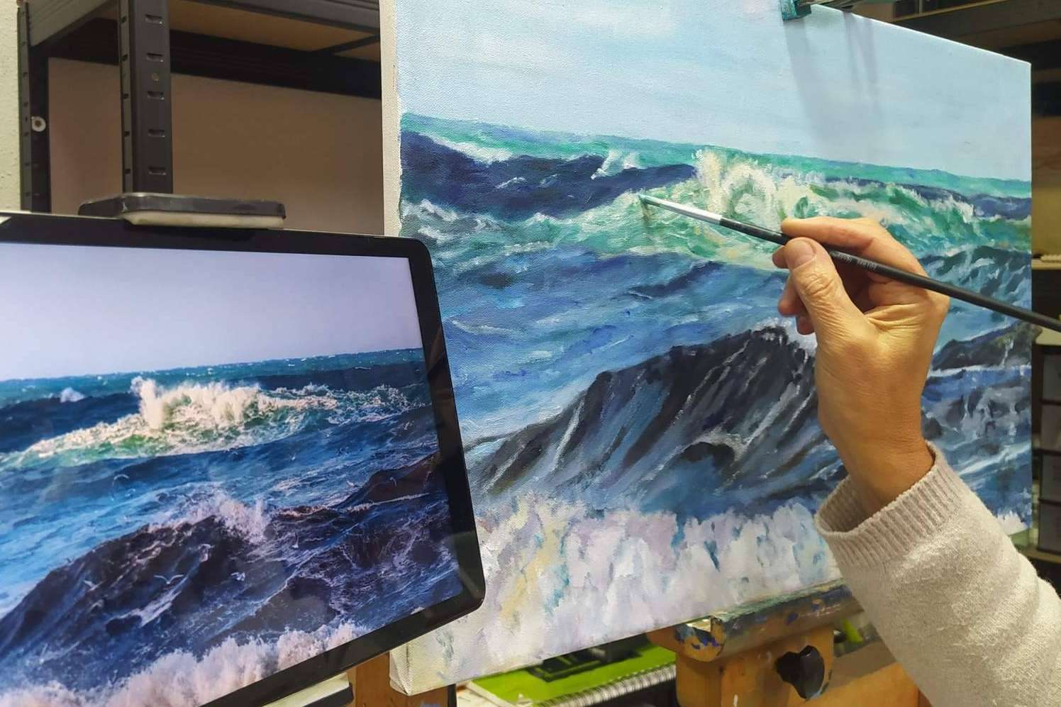 Estudio Ilógico convierte a los estudiantes en profesionales de la pintura y el dibujo