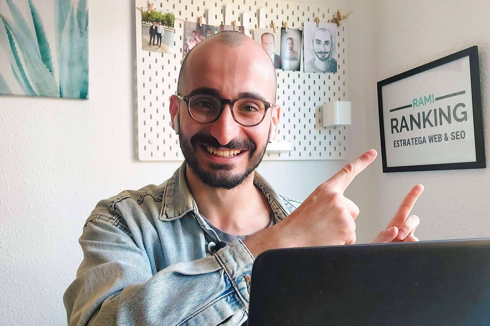 Ramiranking sobre la importancia de contratar un consultor SEO freelance