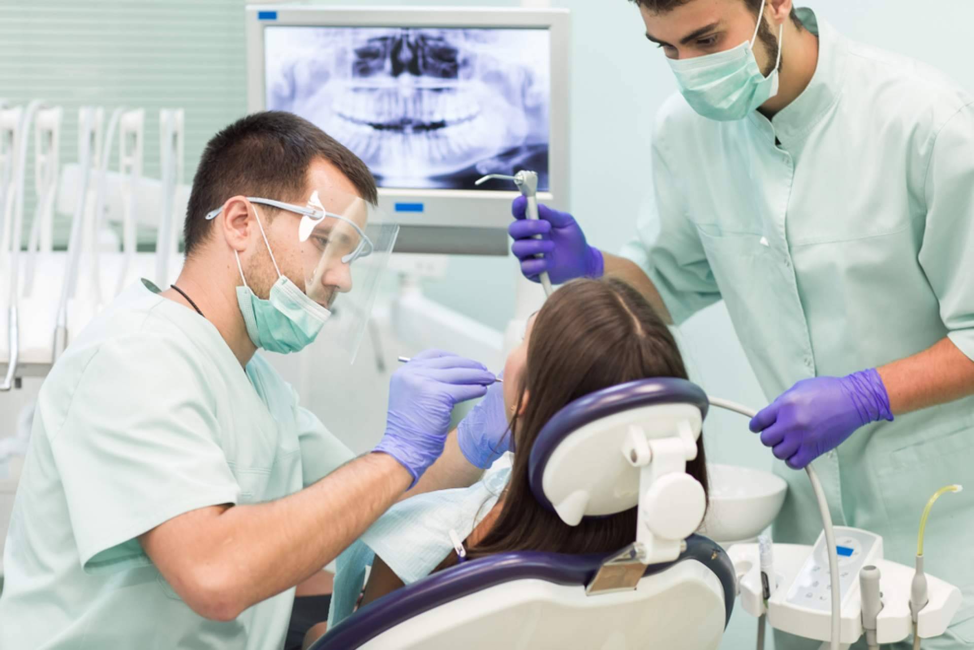 Los servicios de Clínica Birbe relacionados con la cirugía maxilofacial
