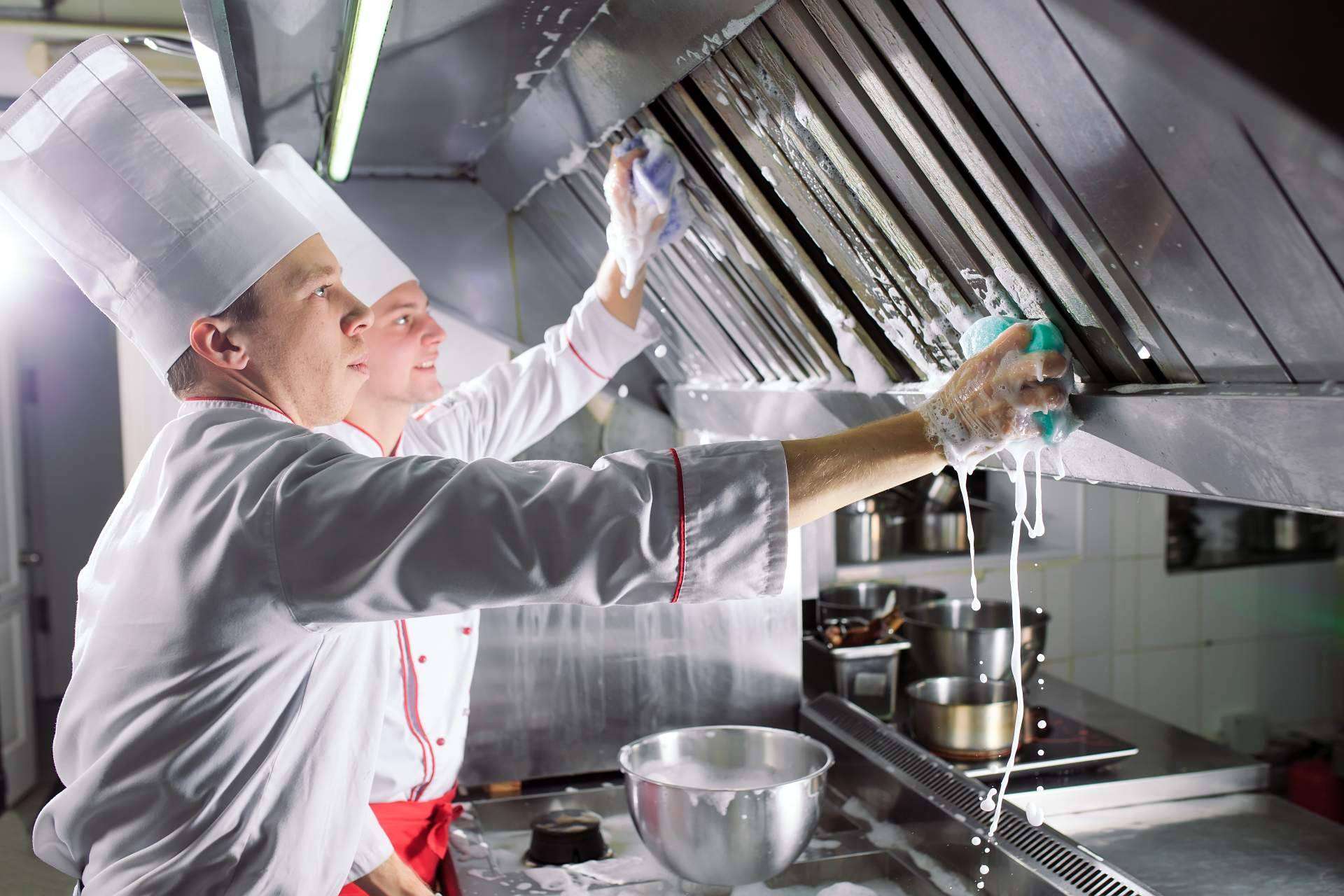 Los servicios de limpieza y mantenimiento de las extracciones de humo en cocinas industriales de Tecnigras