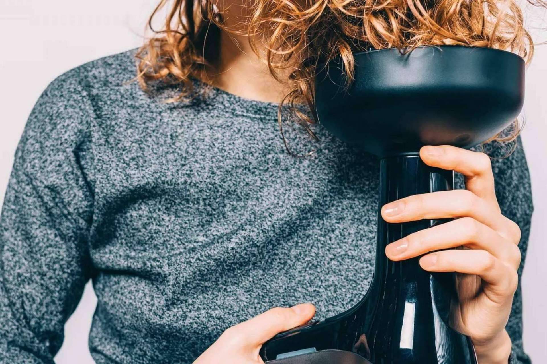 Tipos de pelo rizado y cómo tratar cada uno de ellos, con Boutique Curly