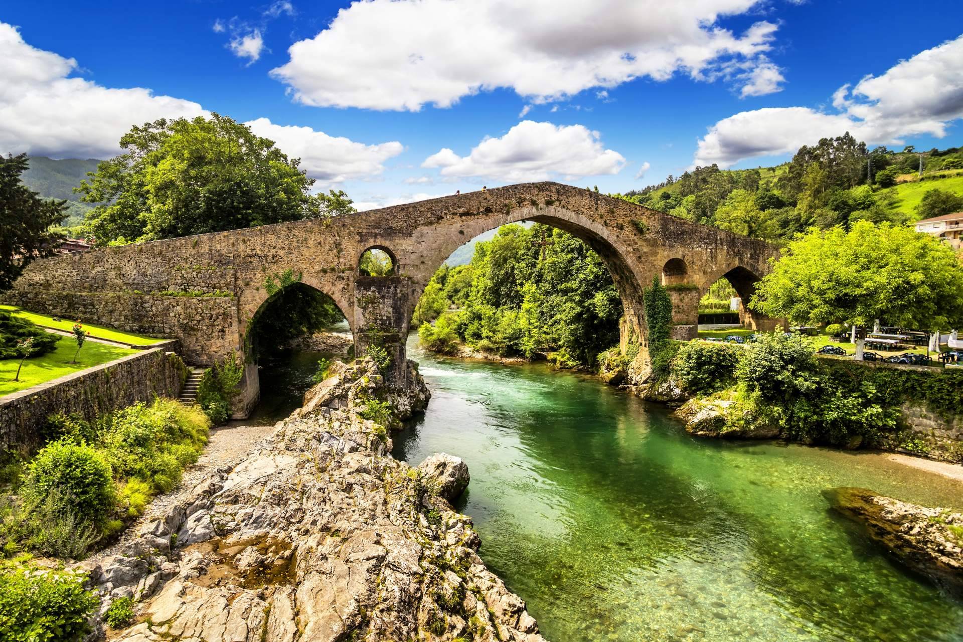 Vivir en un lugar con ambiente tranquilo donde disfrutar del medioambiente, por la empresa Iberia North