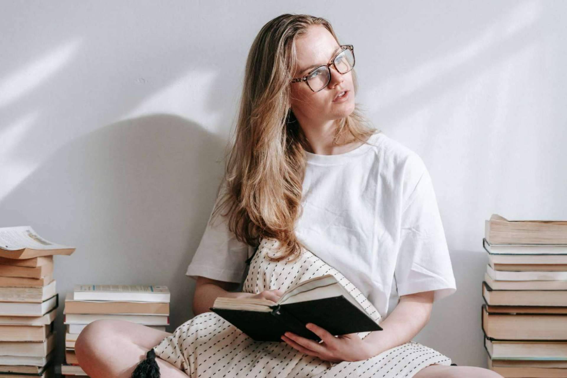 La Escuela Internacional Naturopatia describe qué es un club de lectura