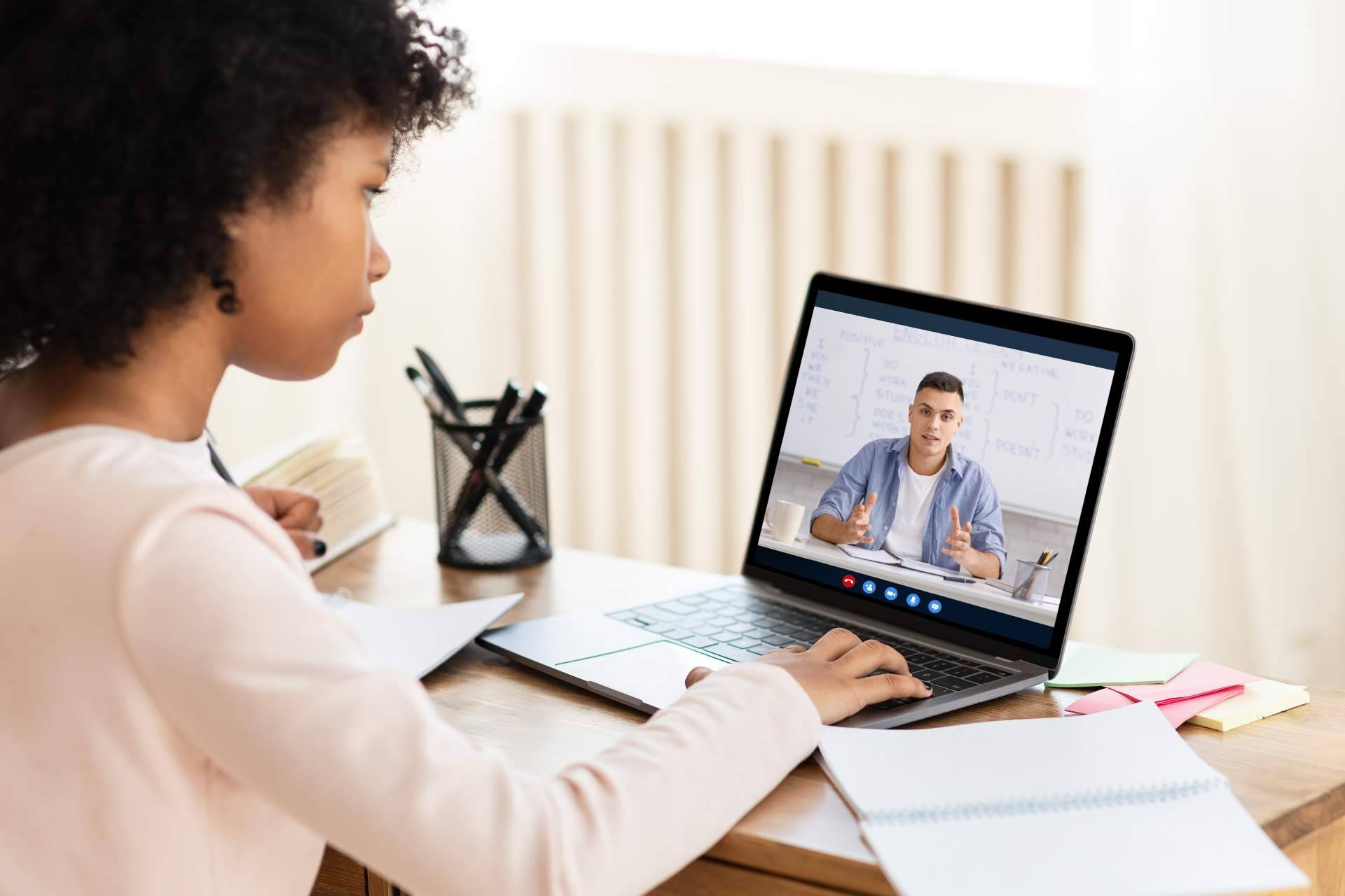 Emprender con los cursos de manualidades de Altohero Cursos Online