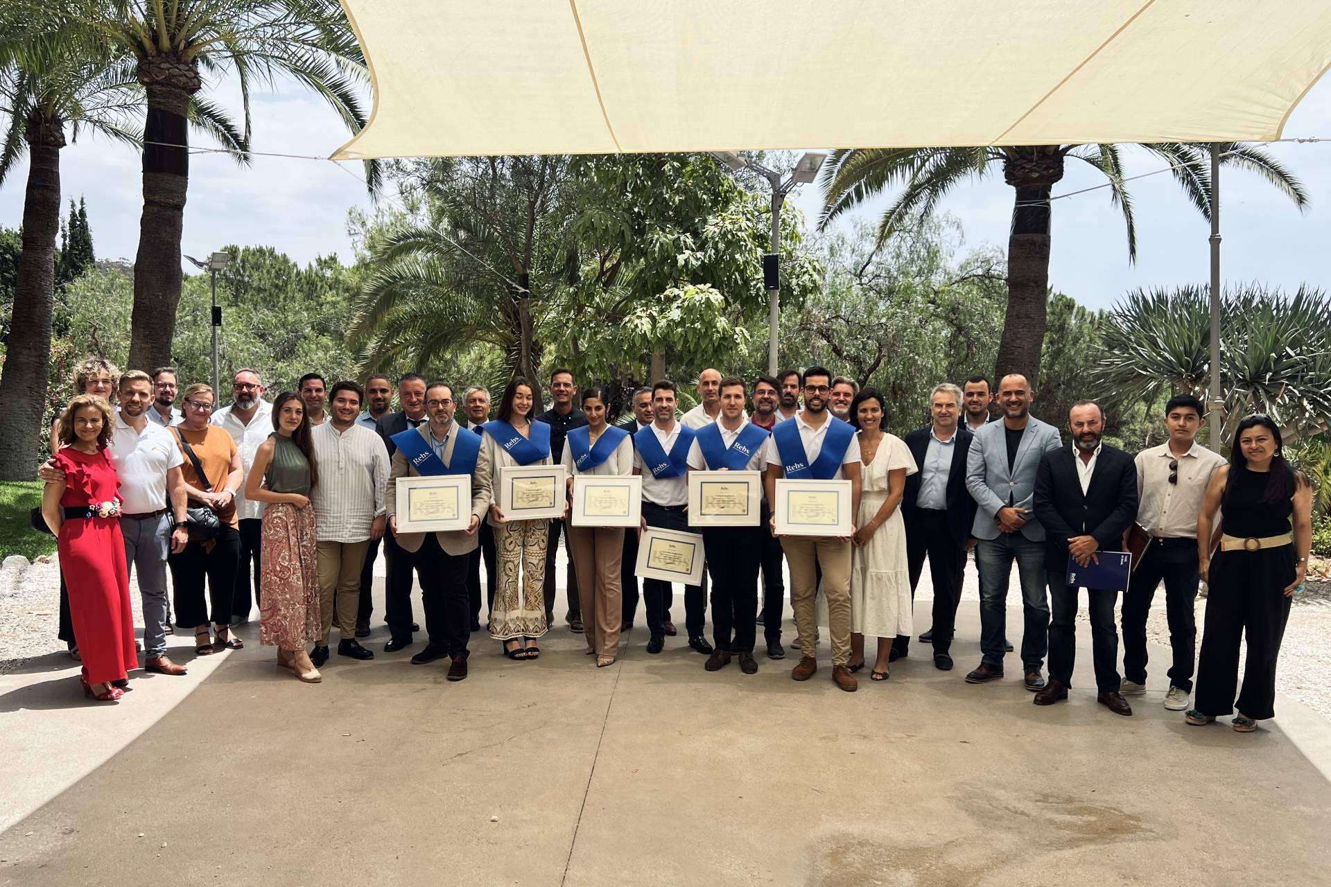 Desarrollar la carrera profesional con algunos de los mejores profesionales inmobiliarios