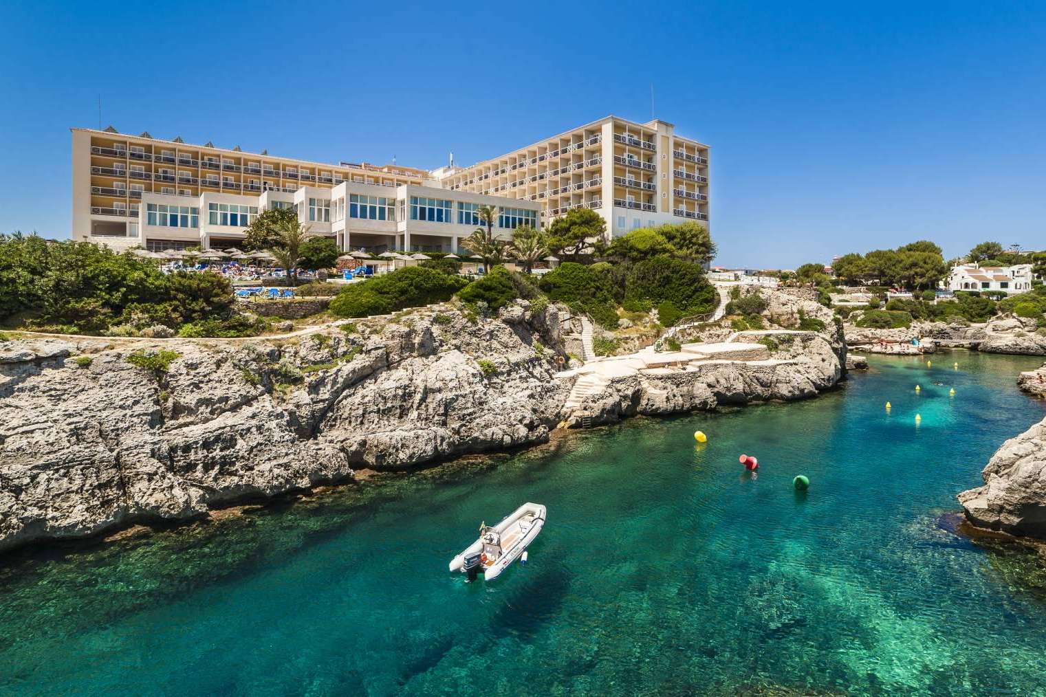 Disfrutar de unas vacaciones con niños en hoteles familiares y parques acuáticos