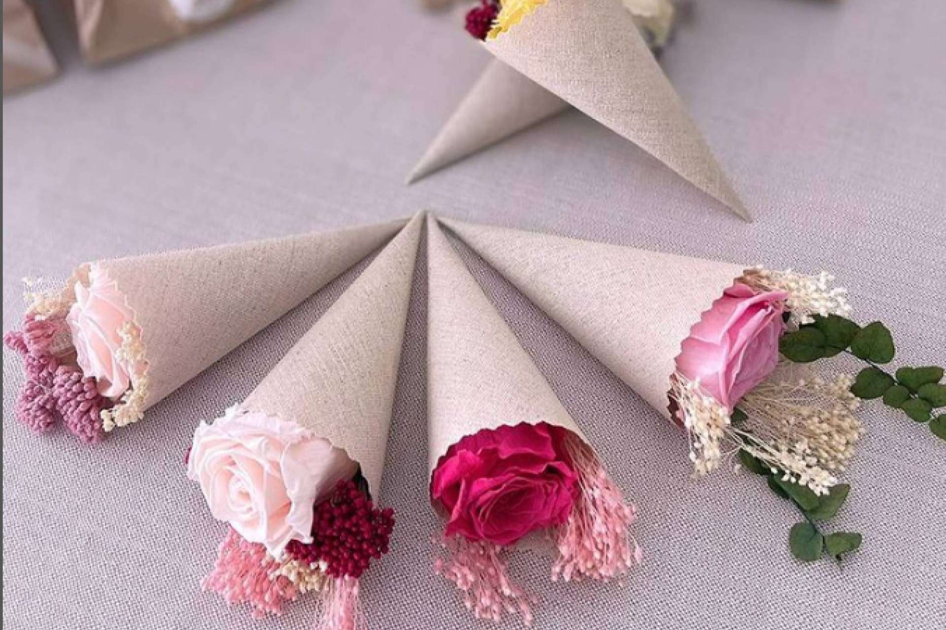La empresa experta en rosas preservadas para empresas, eventos, hoteles y restaurantes, Roses to Love