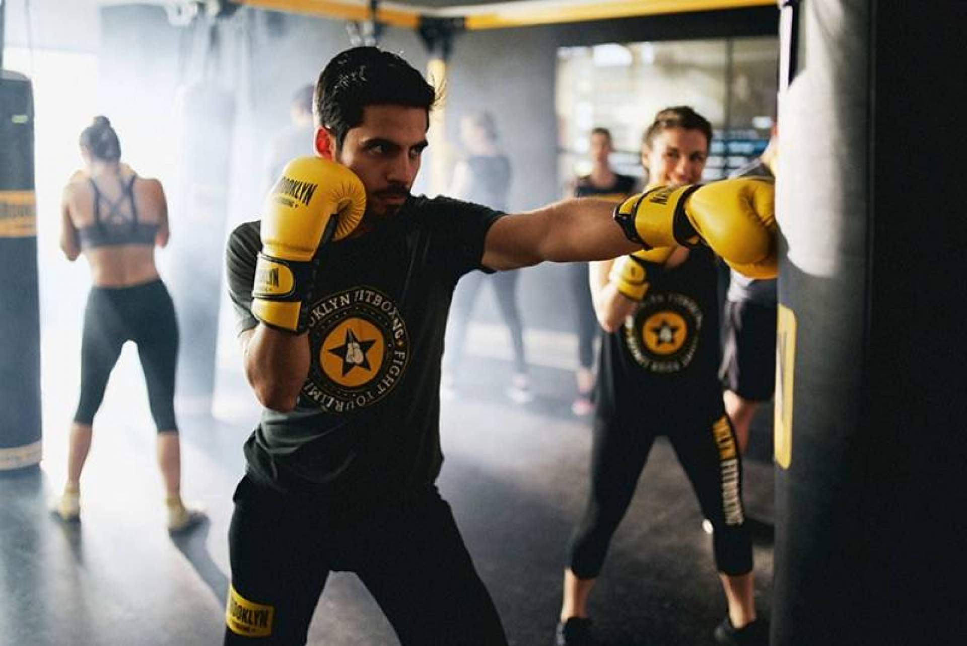La solución para quienes no tienen tiempo de ir al gimnasio es Brooklyn Fitboxing
