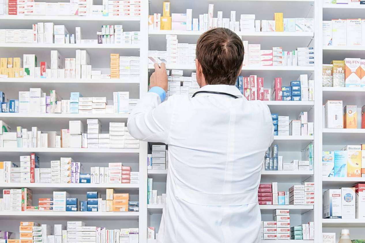 Solucionar problemas jurídicos de farmacias, de la mano de Jurídico Financiero Farmacéutico