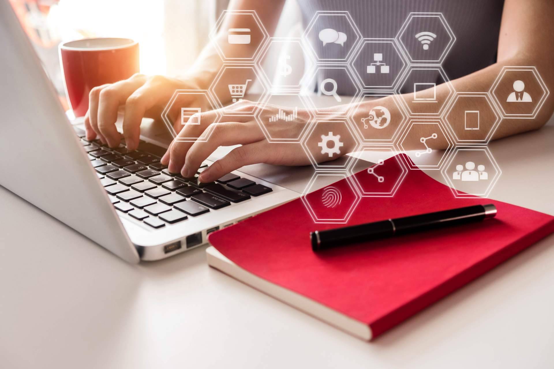 ¿De qué manera se pueden atraer nuevos clientes a la página web con la metodología inbound?